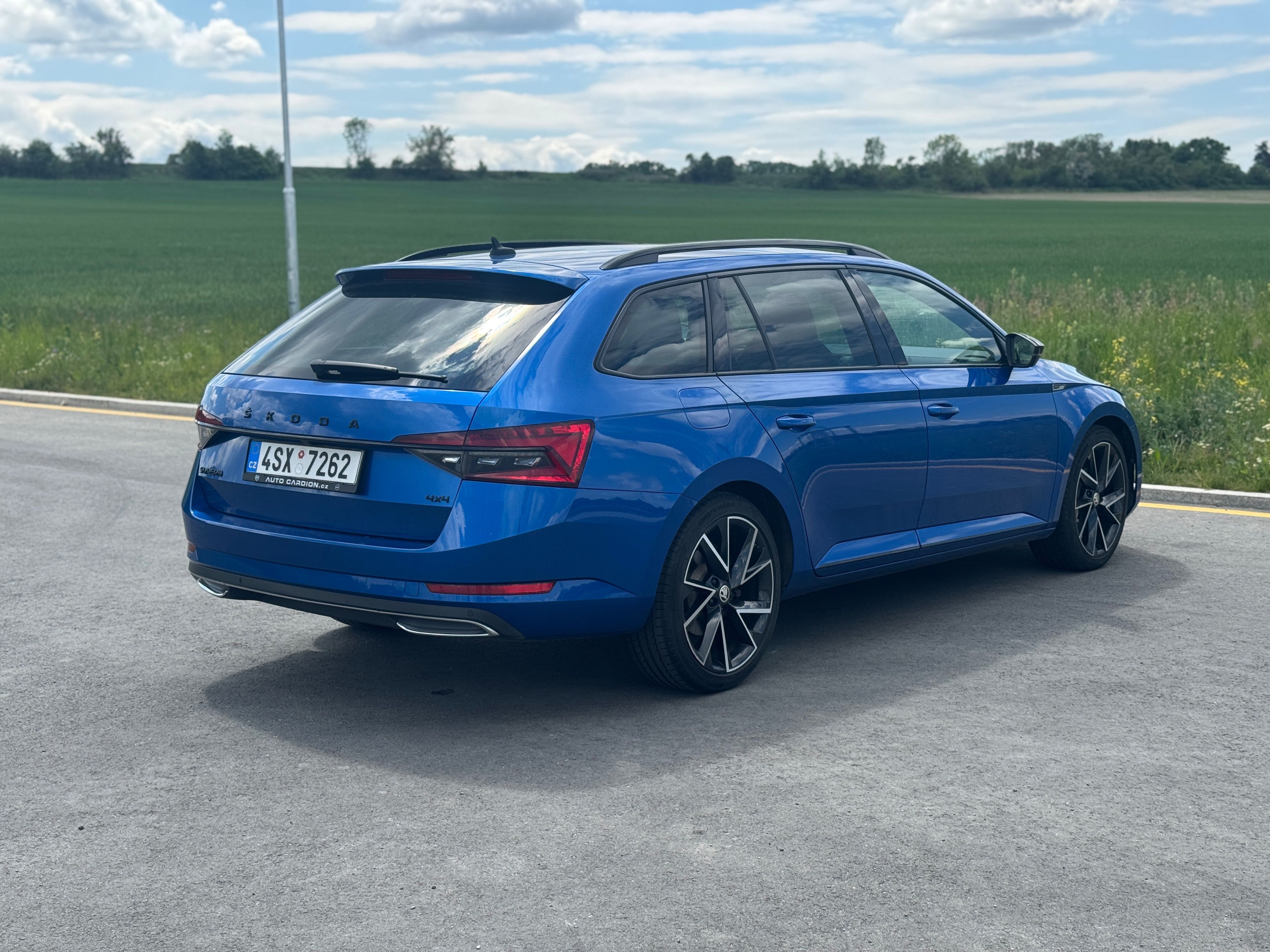 Škoda Superb, 2.0 TDi 147kw SportLine DSG - fotka 6