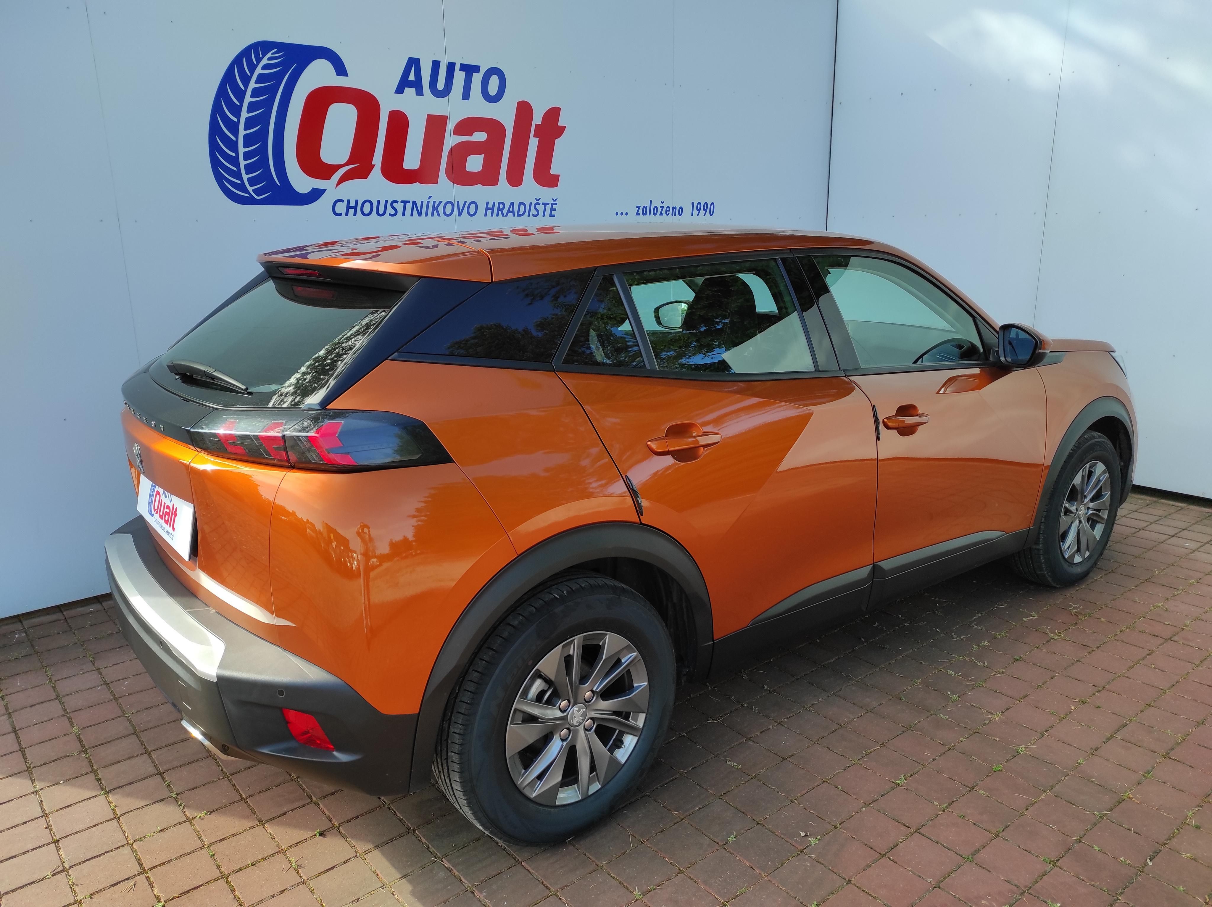 Peugeot 2008, 1.2 ČR, SERVISKA, 47 tis. Km - fotka 3