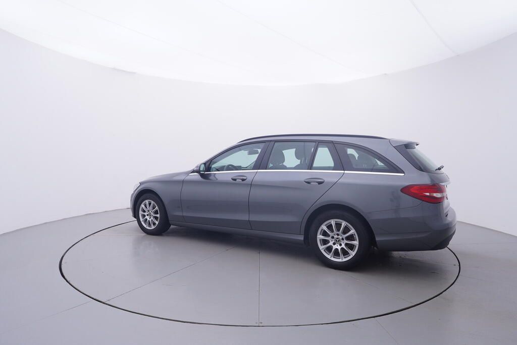 Mercedes-Benz Třídy C, 1.6 115 kW - fotka 3