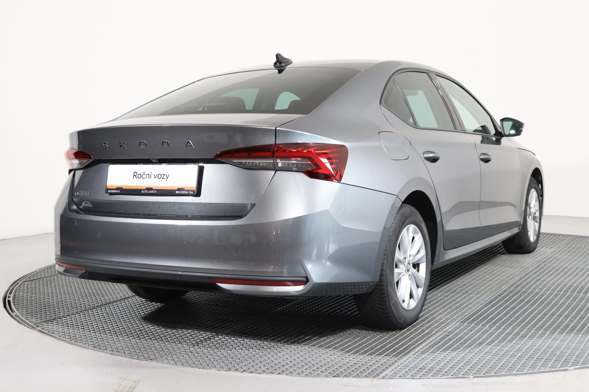 Škoda Octavia, SELECTION 1,5 TSI 85 kW - fotka 2