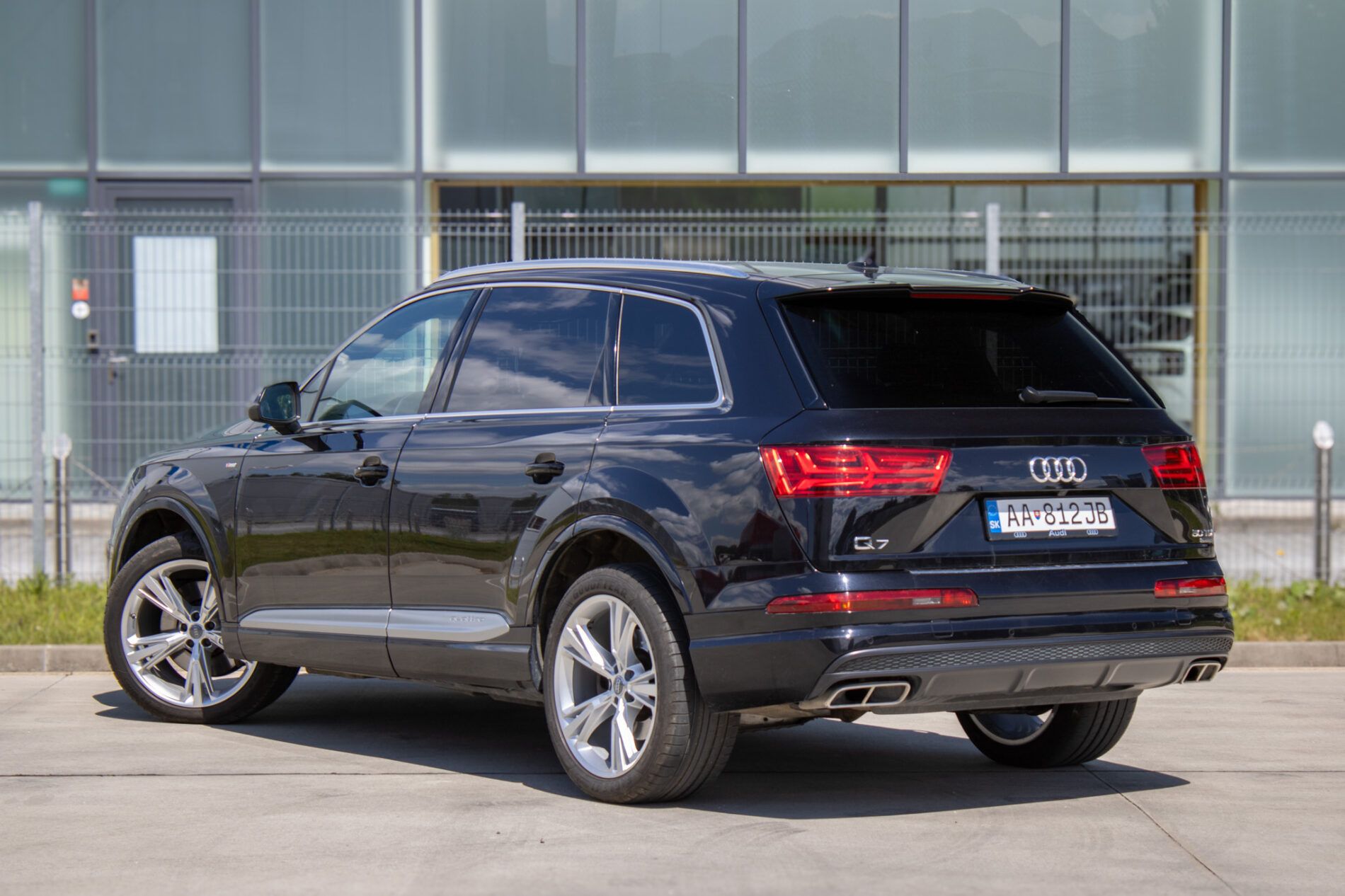 Audi Q7 - fotka 6