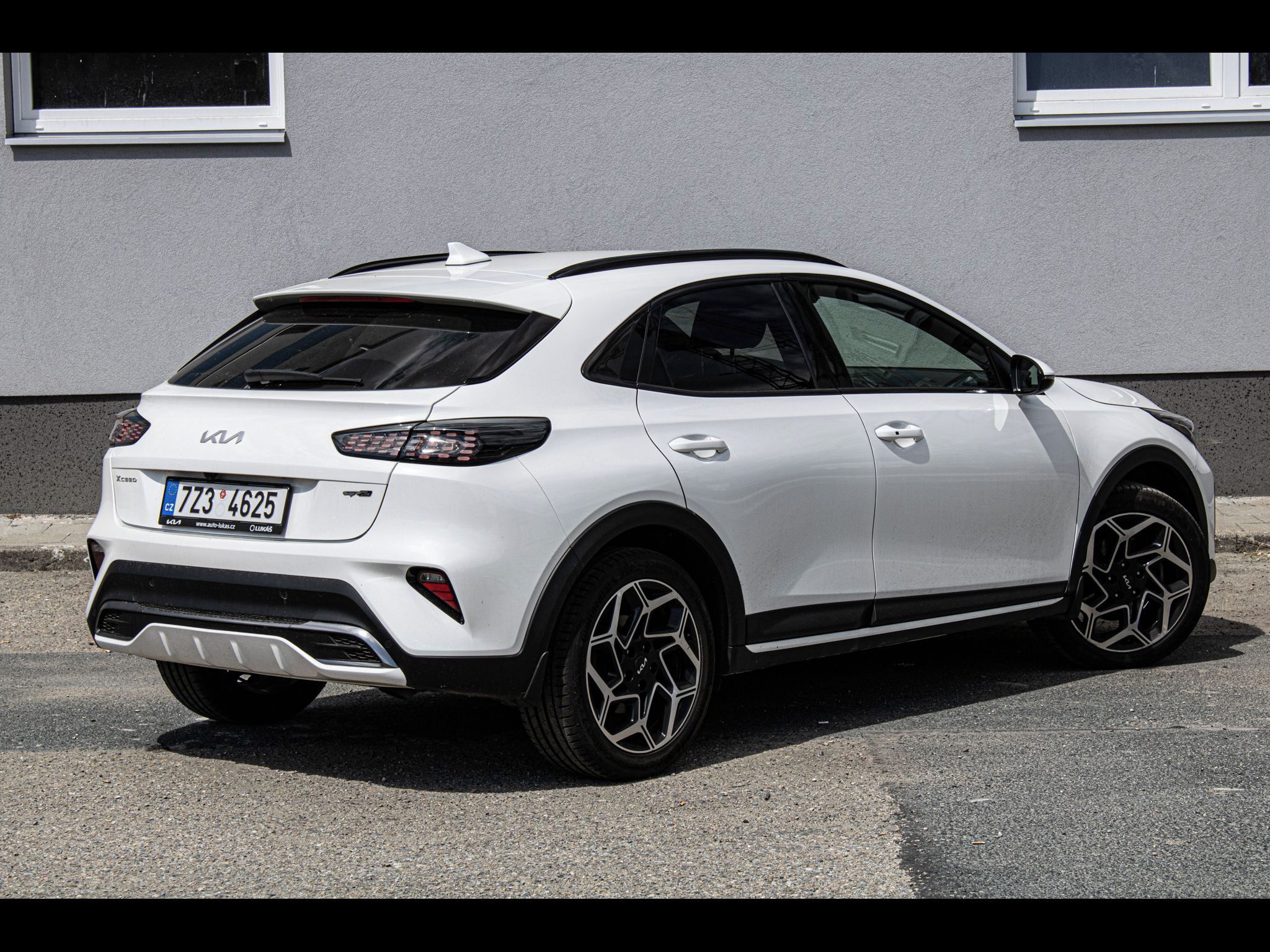 Kia XCee´d - fotka 5