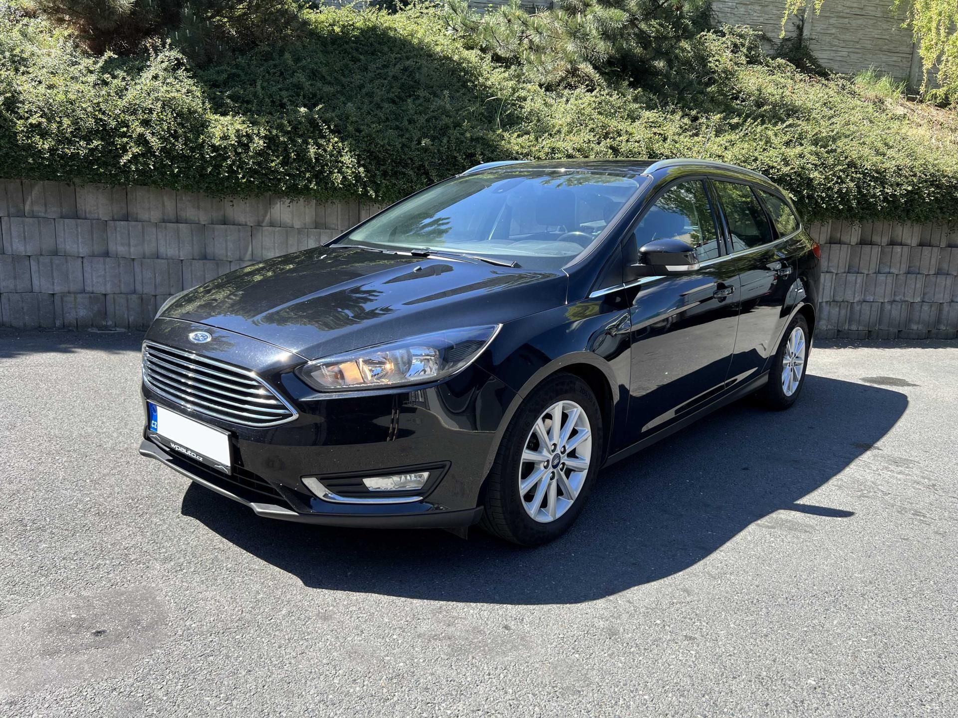 Ford Focus, 1.5 TDCi 88 kW 1.MAJ SERVISKA - fotka 2