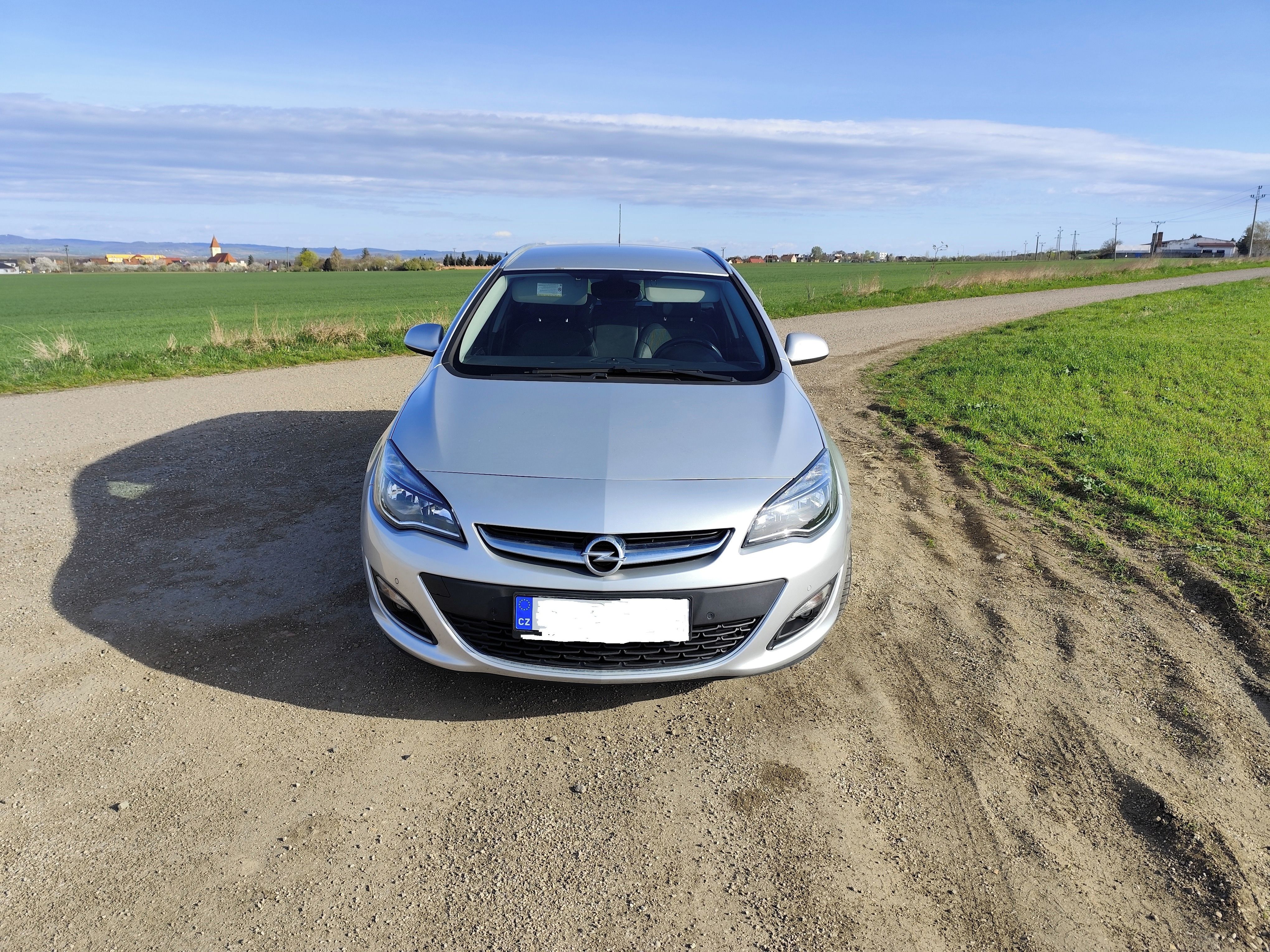 Opel Astra, 1.6 CDTI; 81kW; COSMO - fotka 2