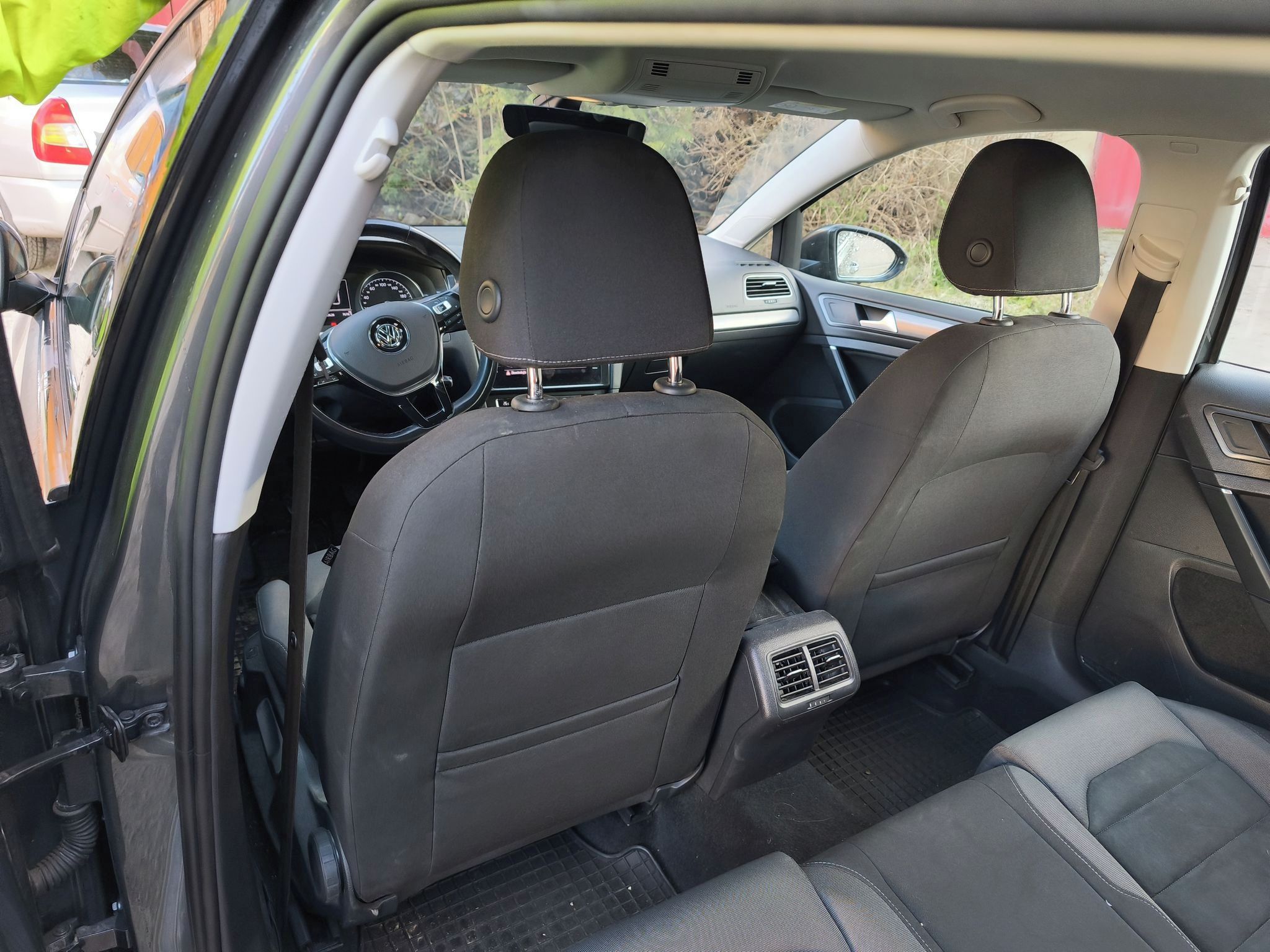 Volkswagen Golf, Kombi 1.0 TSI, 81kW facelift - fotka 6