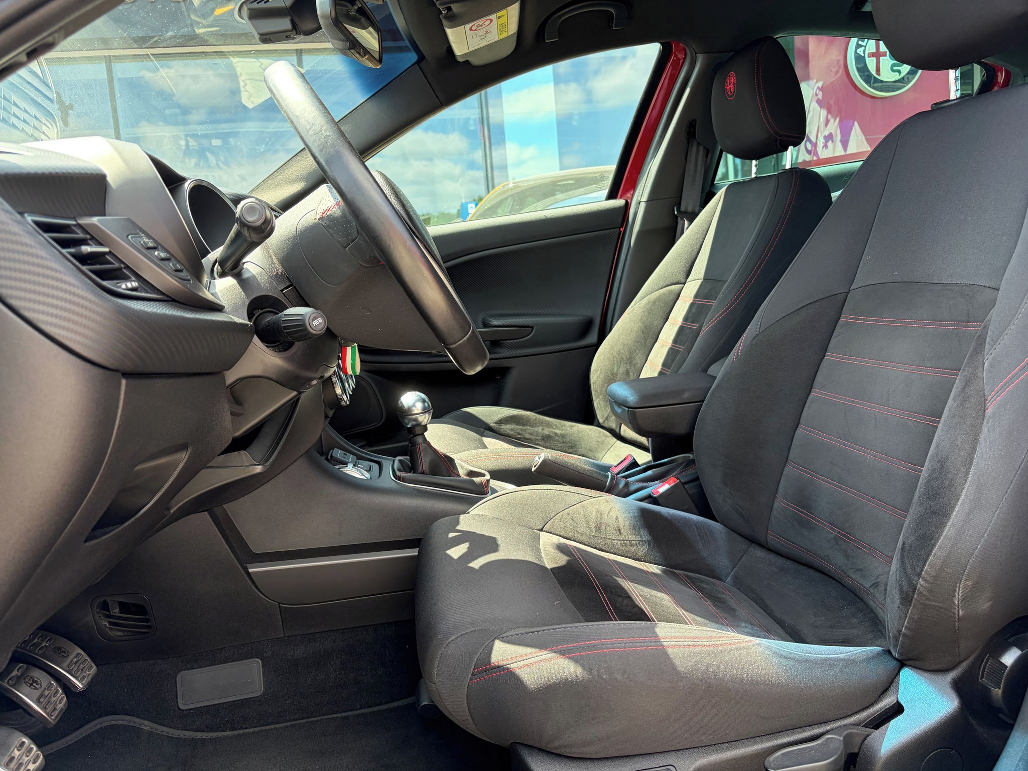 Alfa Romeo Giulietta, 1.4 T Multiair 120k Sprint - fotka 6