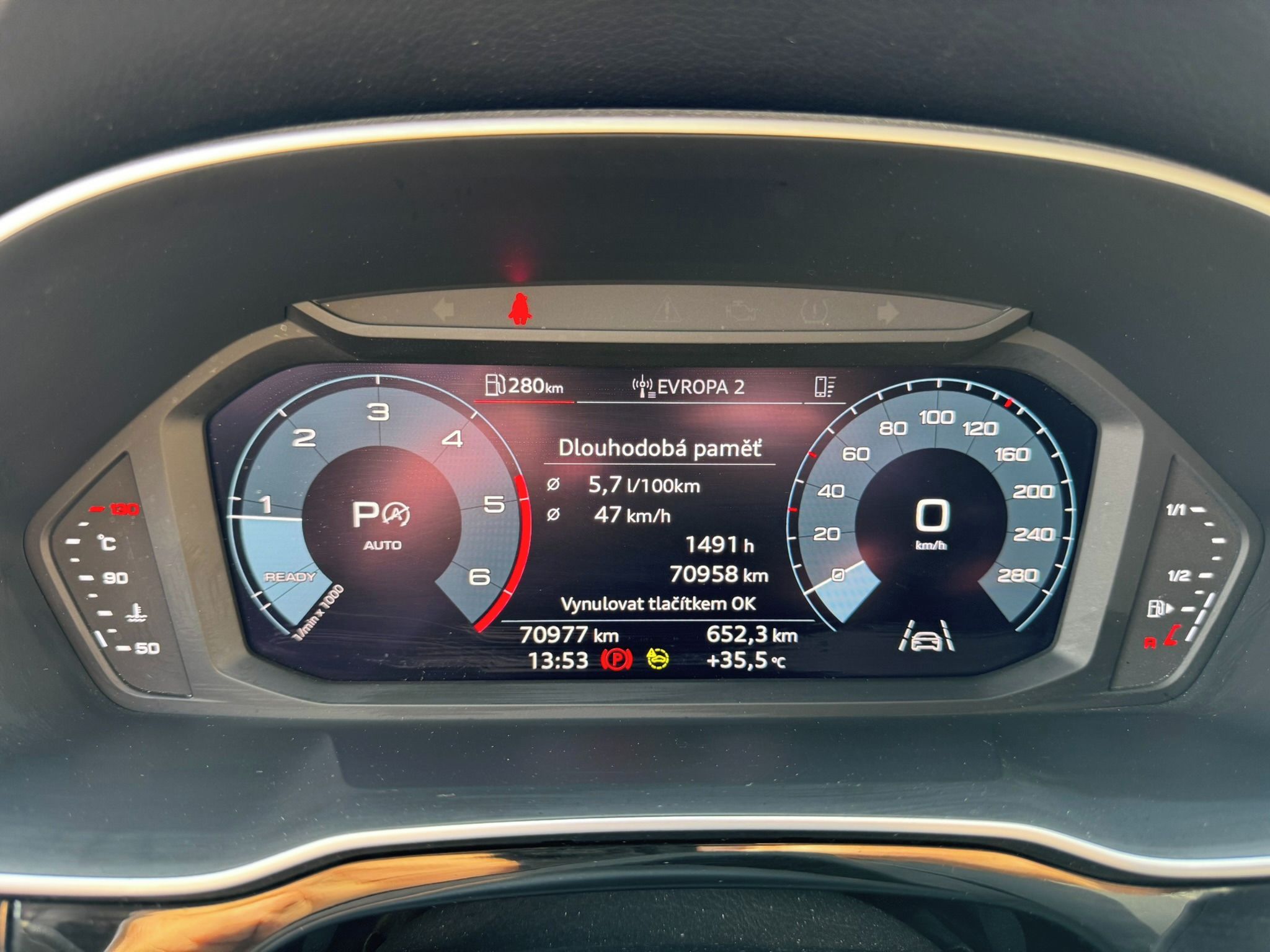 Audi Q3, Audi Q3 Sportback 35 TDI - fotka 6