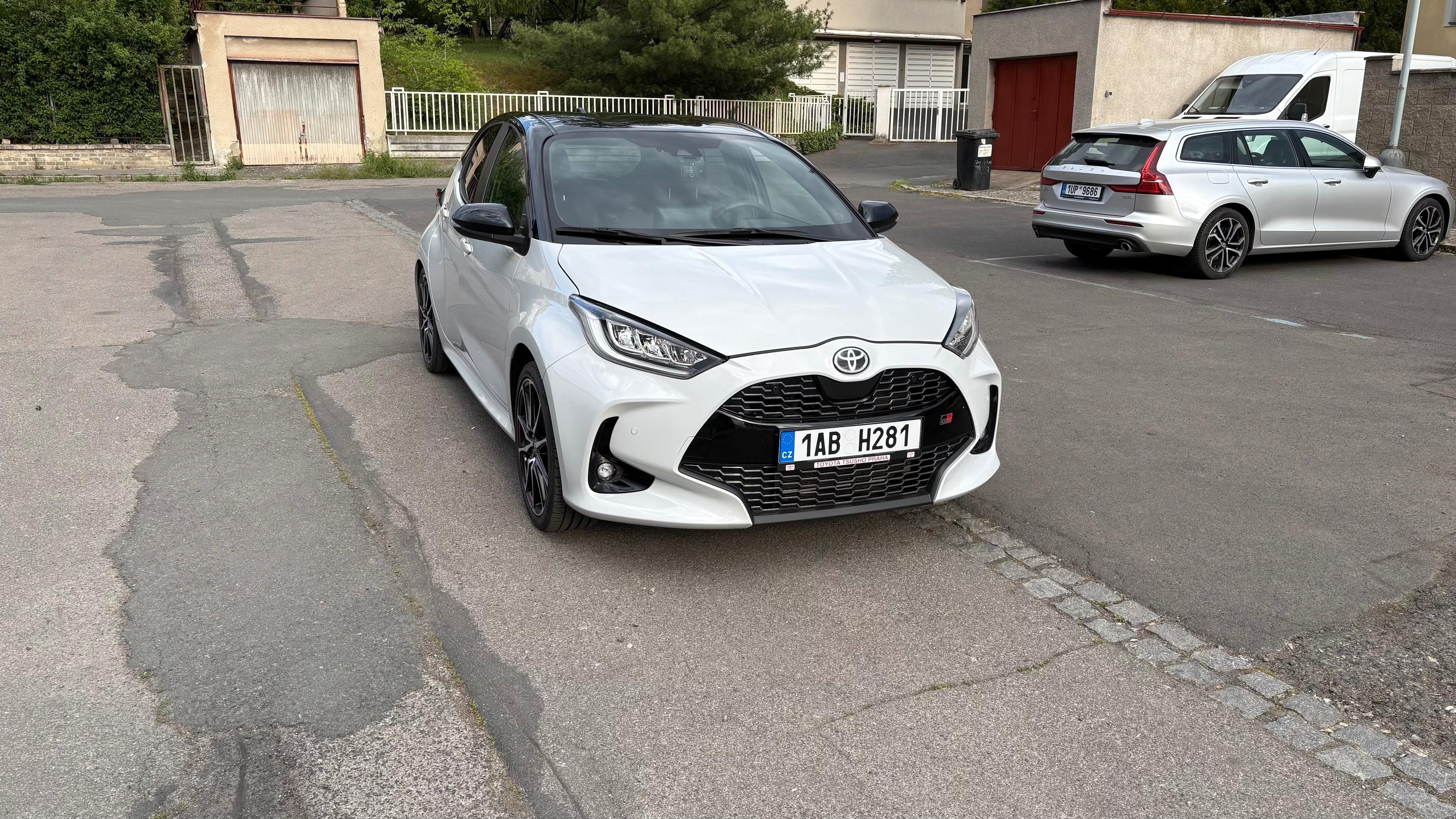 Toyota Yaris, GR SPORT 1,5i - ZÁRUKA 12/2028