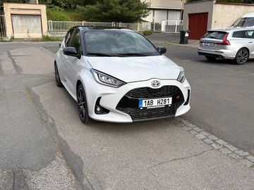 GR SPORT 1,5i - ZÁRUKA 12/2028