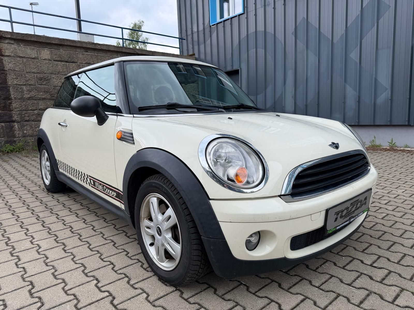 Mini One, 1,6i - fotka 6