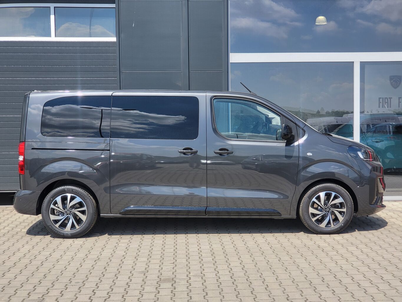 Fiat Ulysse, L2 Icon 2.2 MTJ 150k MAN6  ed. - fotka 3