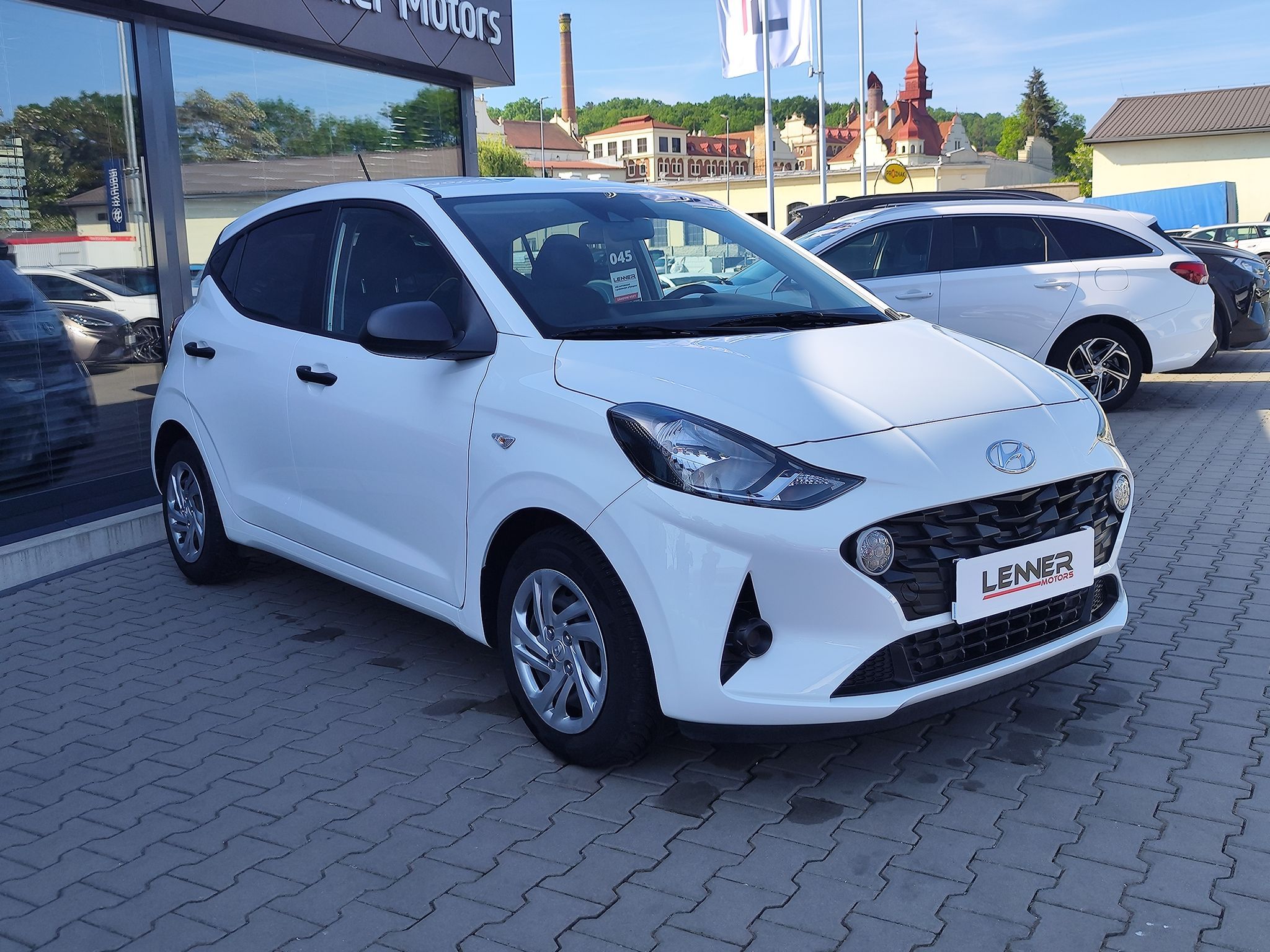 Hyundai i10, 1.0i/49kW Comfort AMT - fotka 3