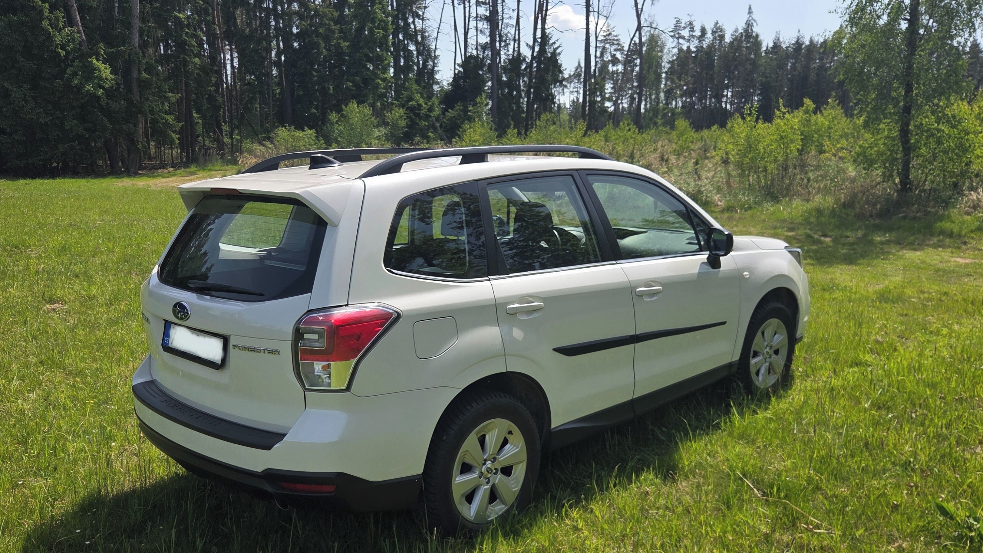 Subaru Forester, 2.0 Active 4x4 manual tažné - fotka 2