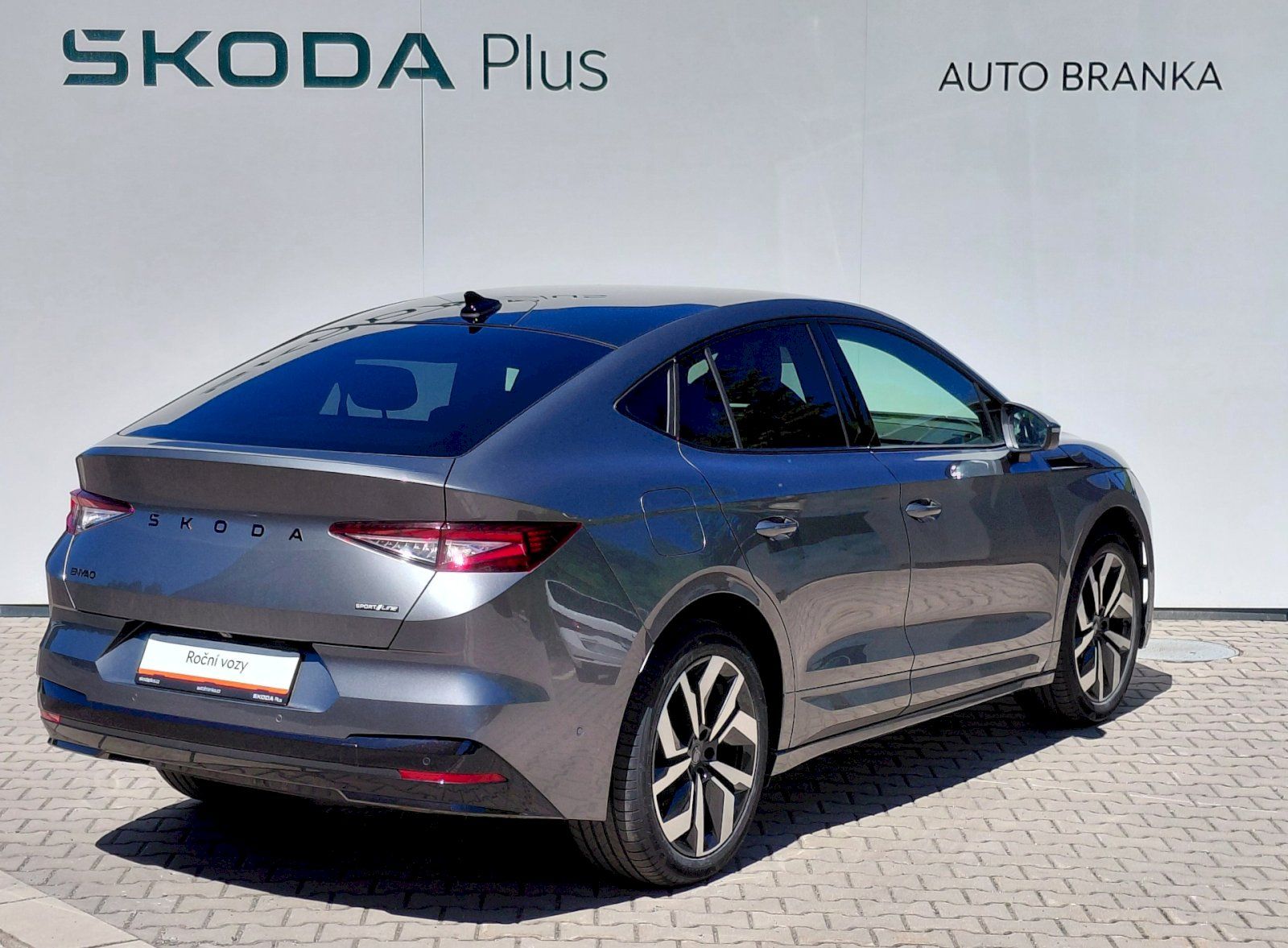 Škoda Enyaq Coupé, 85  210 KW Sport Line - fotka 2