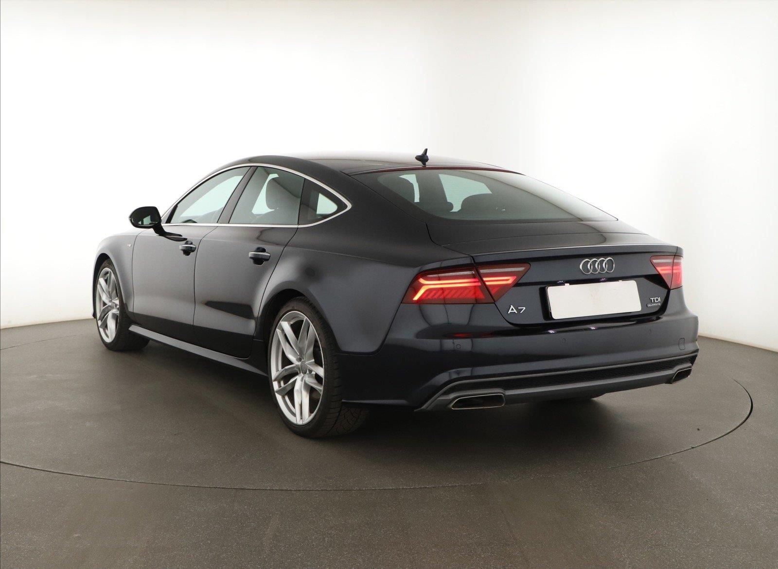 Audi A7, 3.0 TDI, 4X4, Automat, Kůže - fotka 4