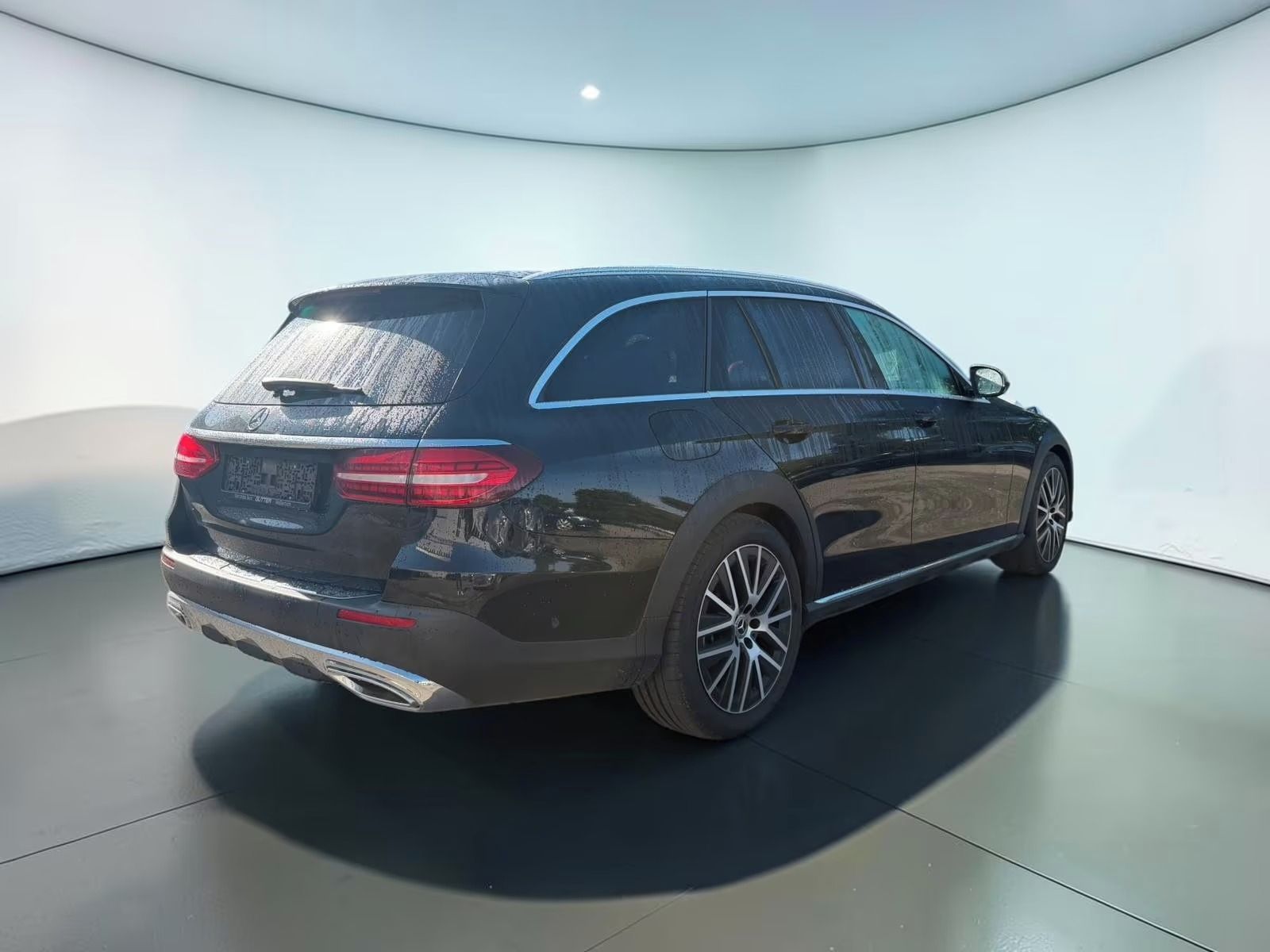 Mercedes-Benz Třídy E, E 400 d 4M All Terrain MASSAGE - fotka 4