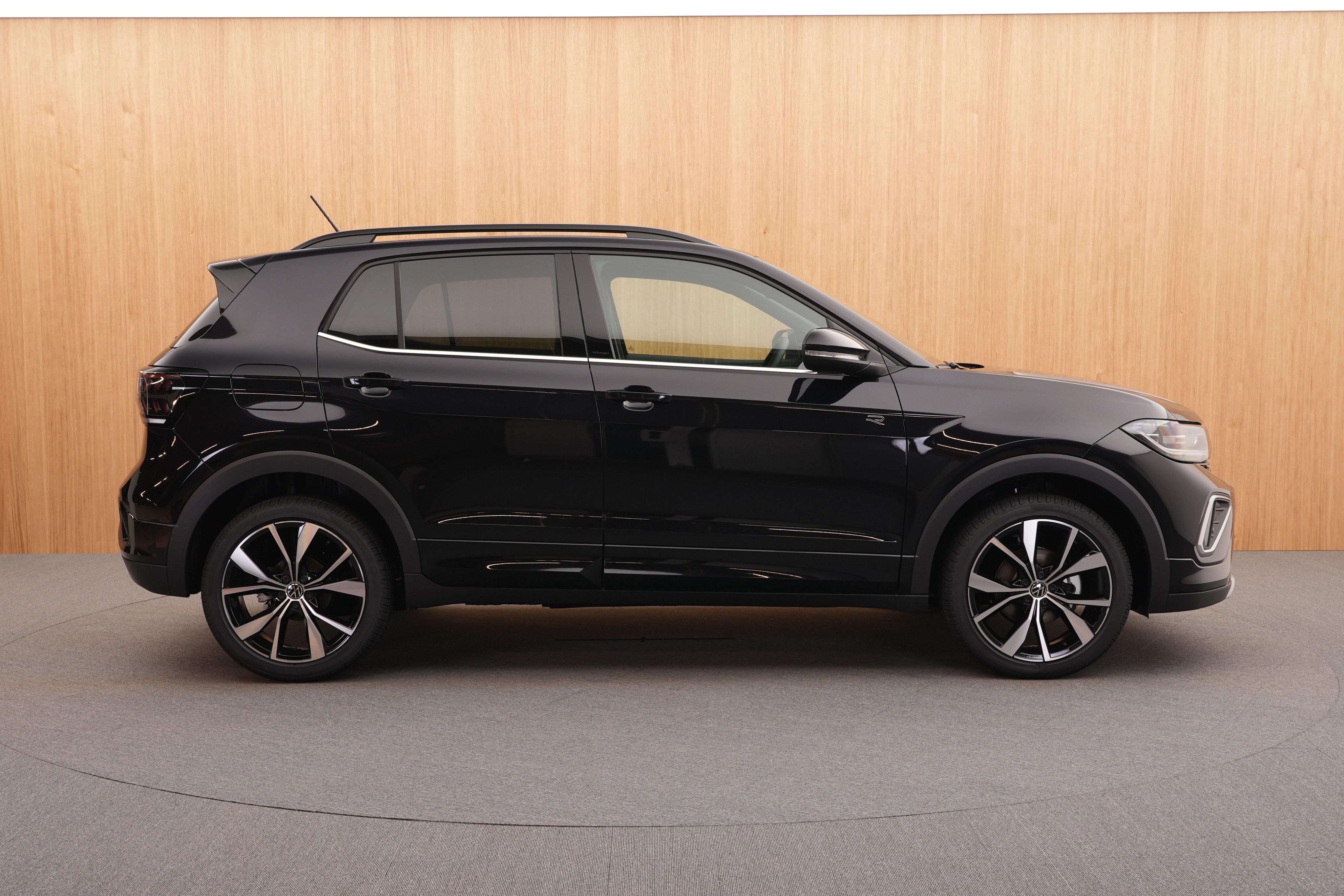 Volkswagen T-Cross, R-Line Limited 1.5 TSI DSG - fotka 5