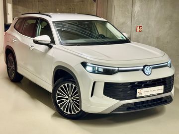 eTSI - 7Míst/Tažné/HD-Matrix/