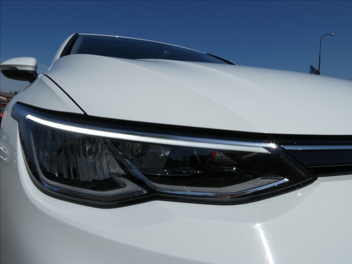 Volkswagen Golf, 2,0 VIII TDi 2x kola,LED,CEBIA - fotka 5