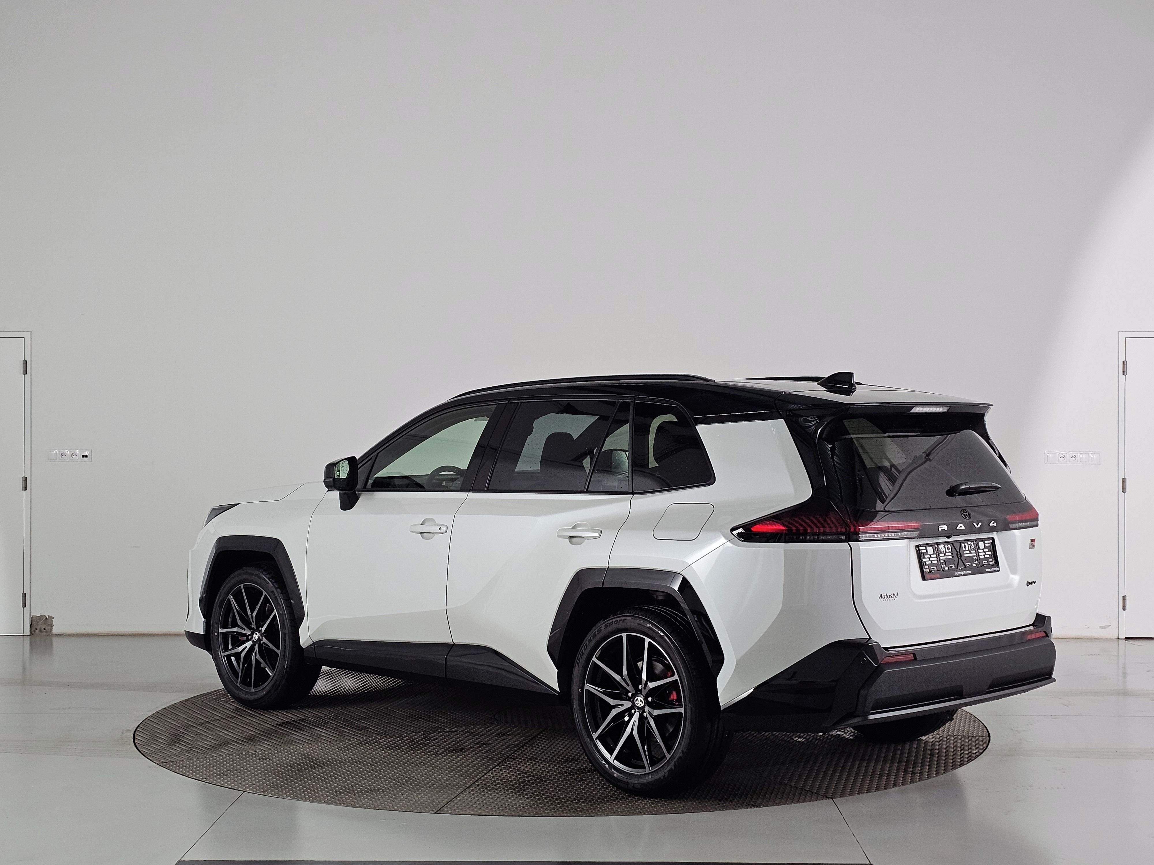 Toyota Rav4, 2,5 GR SPORT AWD - fotka 6