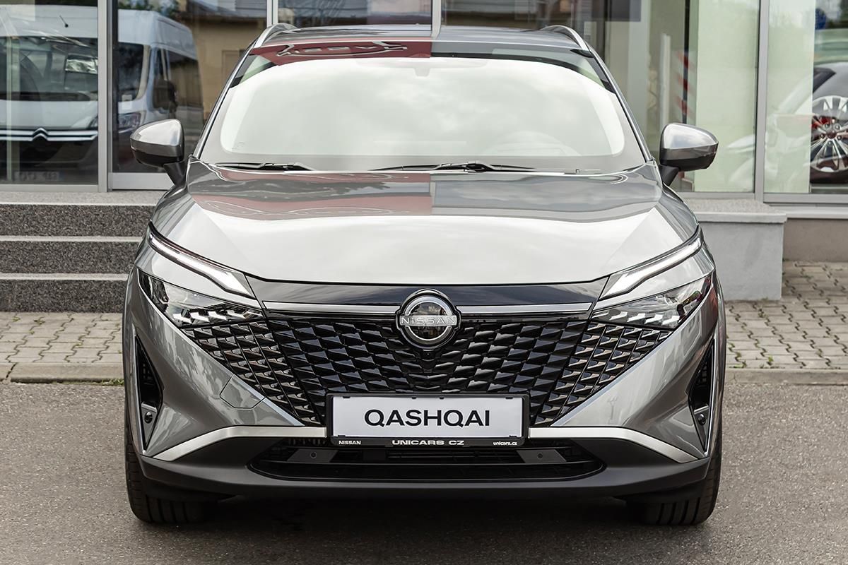 Nissan Qashqai, 1,3 DIG-T X-TRONIC N-CONNECTA - fotka 2