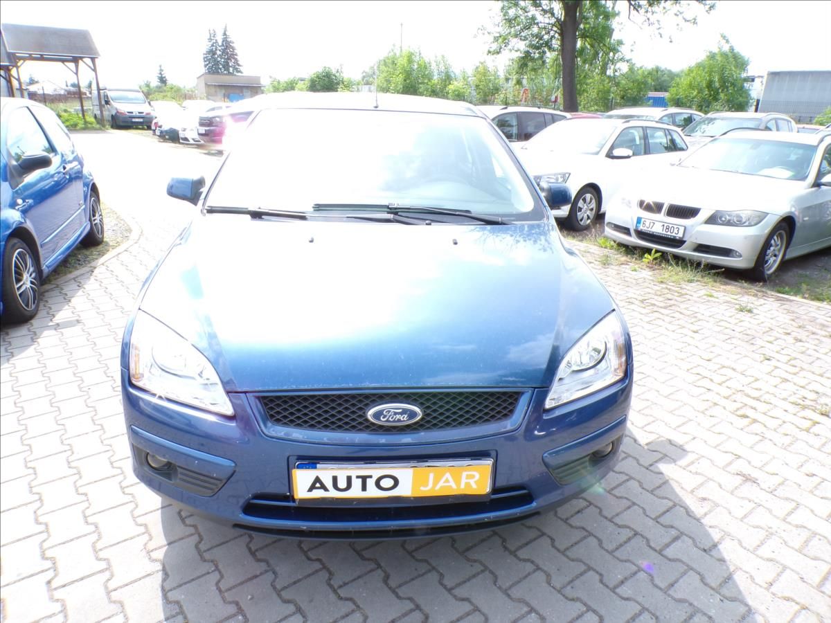 Ford Focus, 1,6 16V  TAŽNÉ ZAŘÍZENÍ - fotka 3