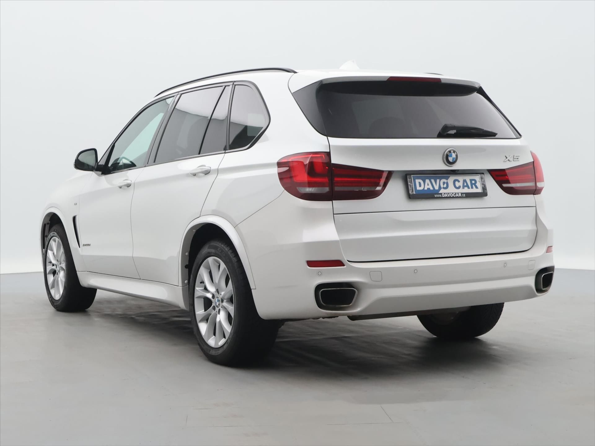 BMW X5, 3,0 30d 190 kW CZ DPH xDrive - fotka 5