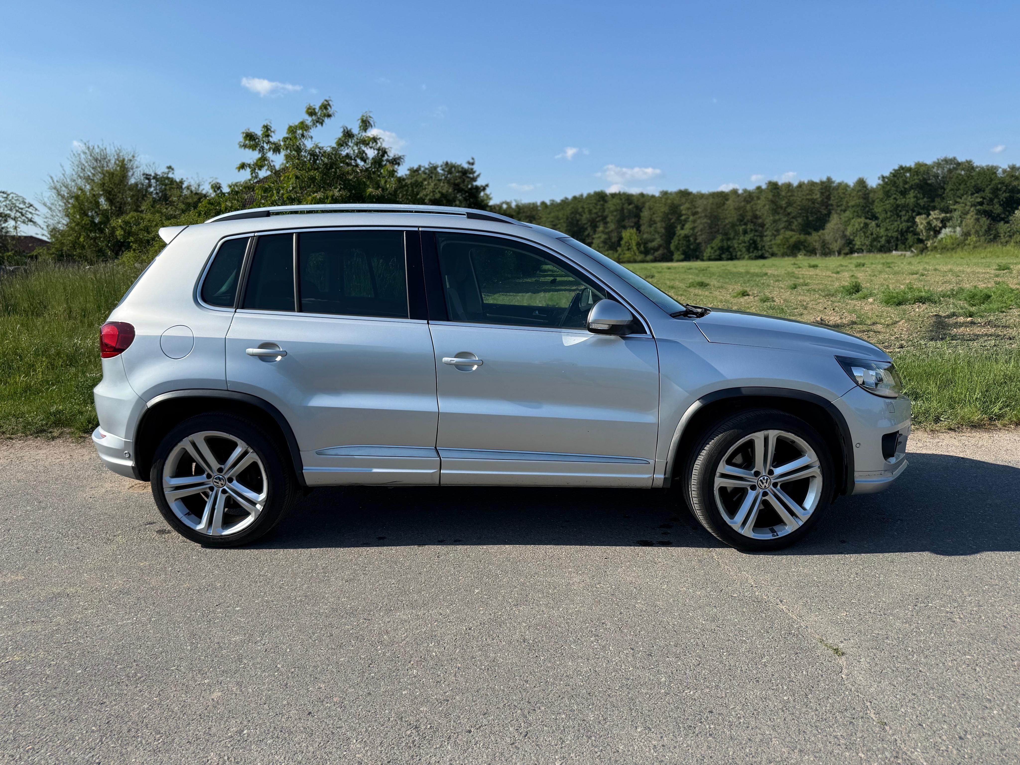 Volkswagen Tiguan, Tiguan 4x4, R-Line, tažné - fotka 3