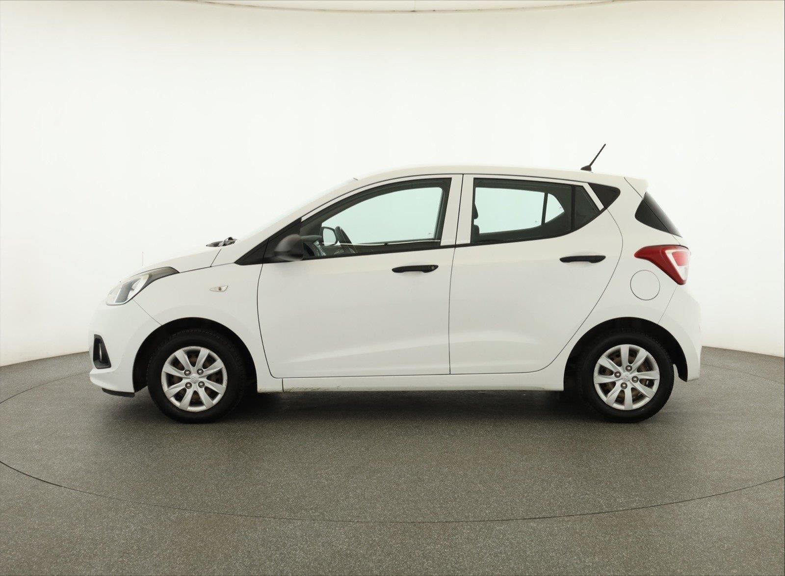 Hyundai i10, 1.0, Serv.kniha - fotka 3