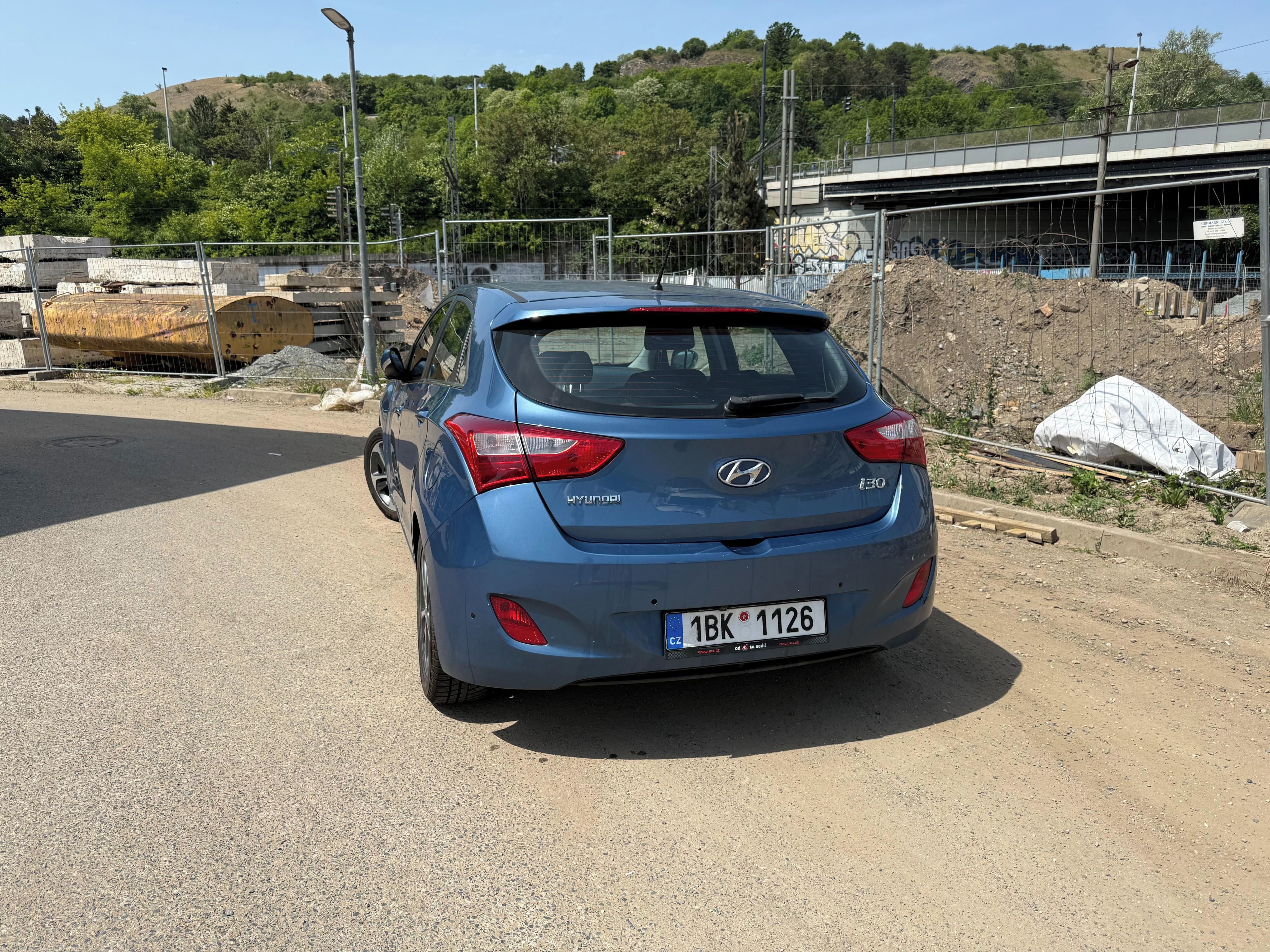 Hyundai i30, 1.6 nafta manual - fotka 3