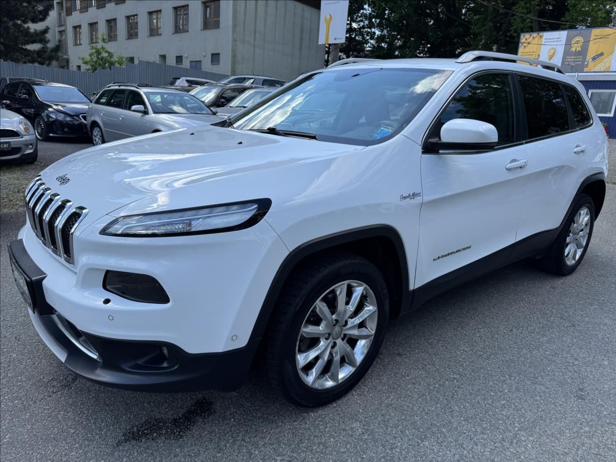 Jeep Cherokee, 2,2 4x4+KRASNÝ STVA.!! - fotka 4