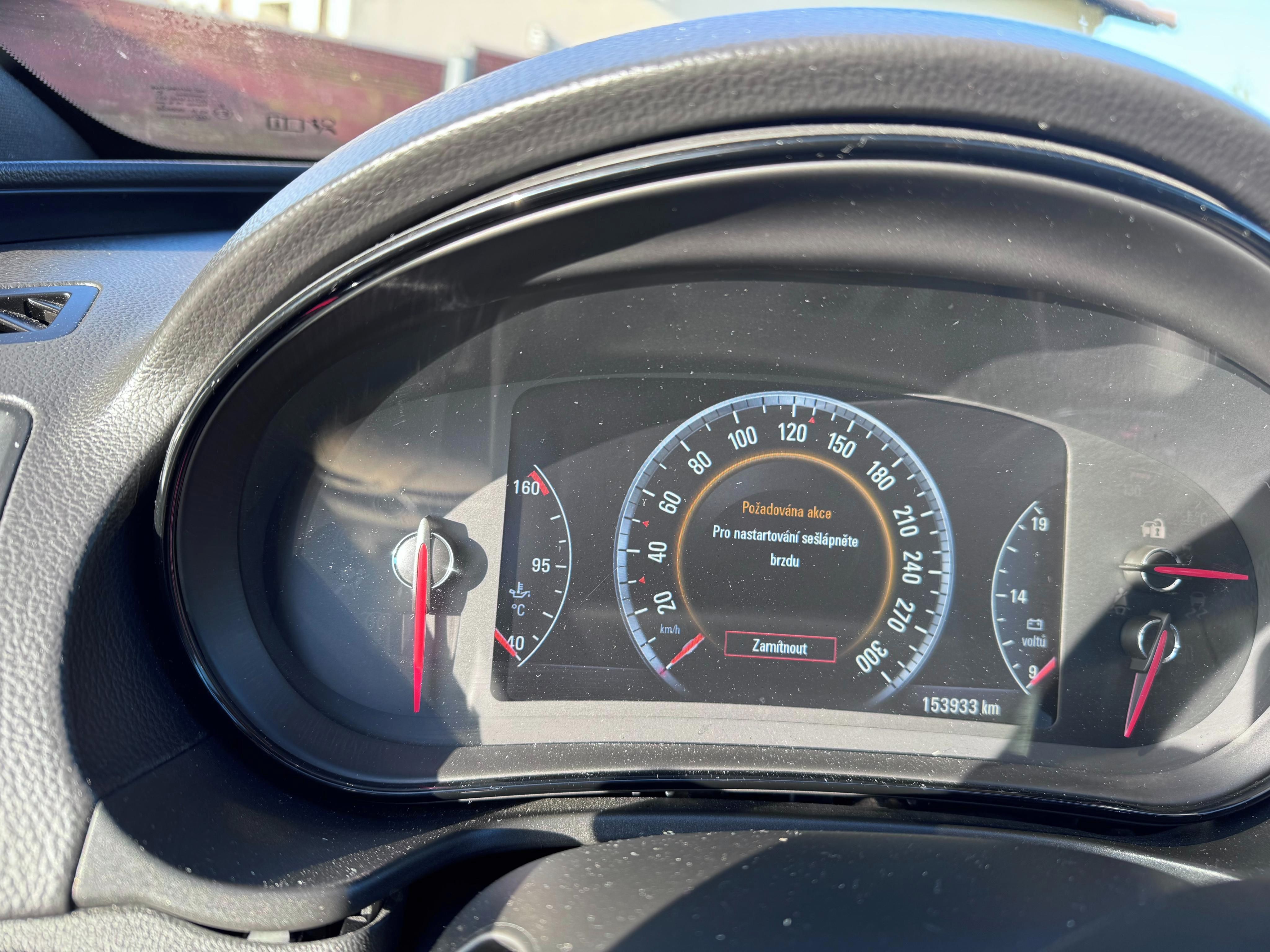 Opel Insignia, OPC 2.8 V6 - fotka 6