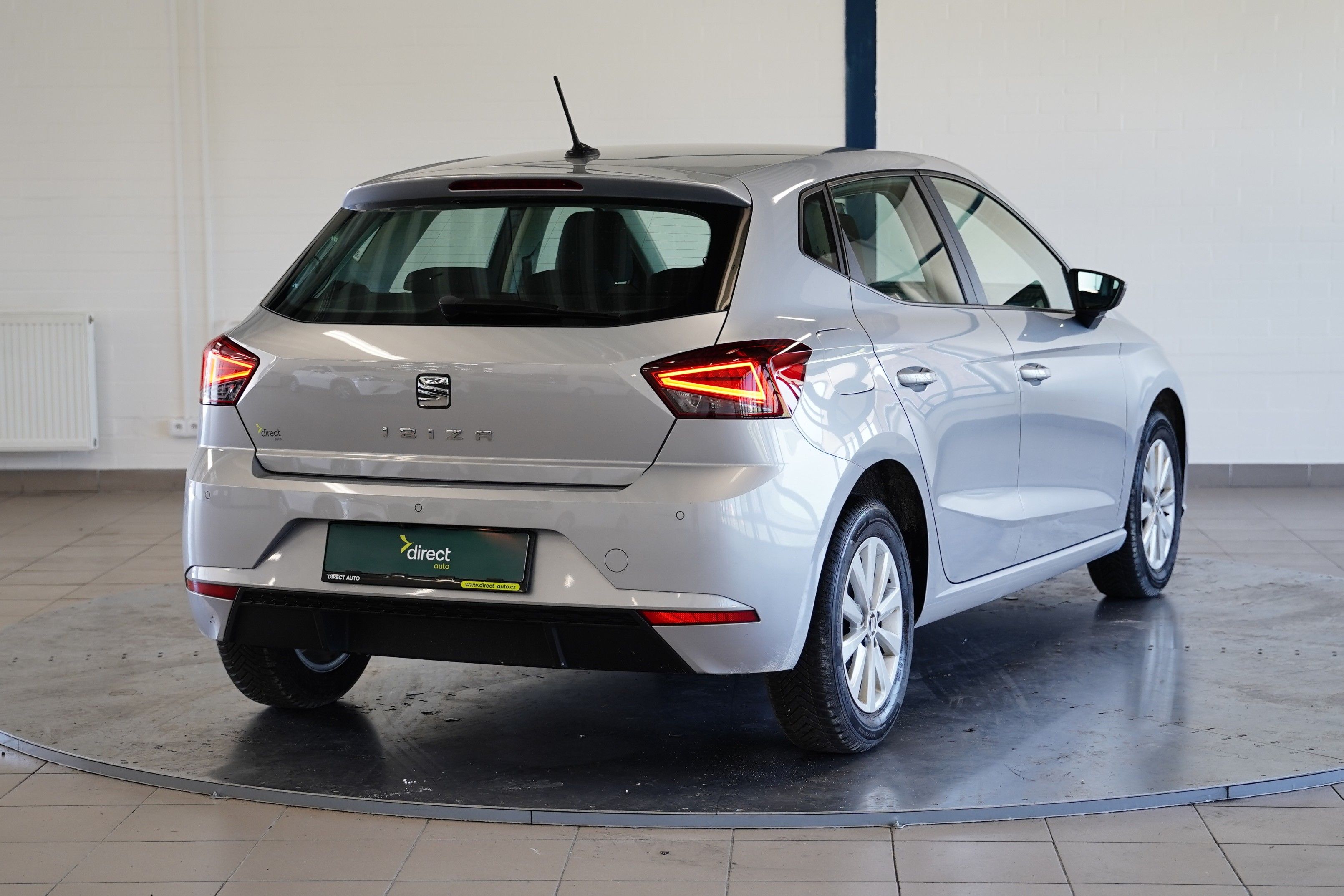 Seat Ibiza, 1.0i 59 kW Style - fotka 2