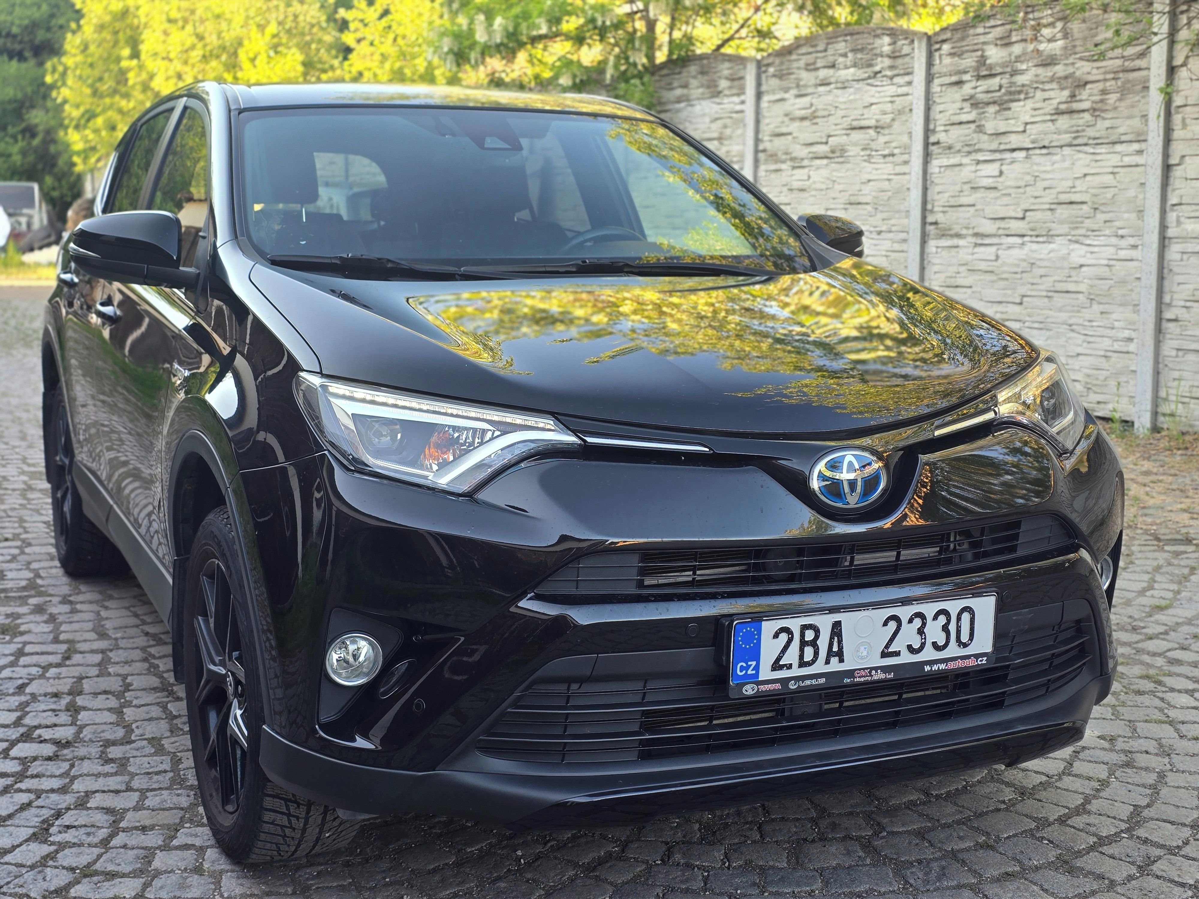 Toyota Rav4 - fotka 3