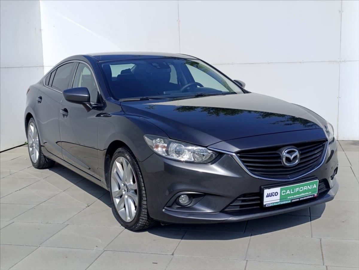 Mazda 6, 2,2 D Aut.klima Navigace Tažné - fotka 4