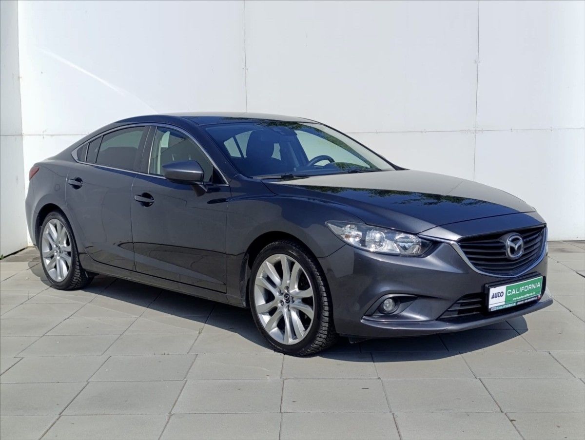 Mazda 6, 2,2 D Aut.klima Navigace Tažné - fotka 5