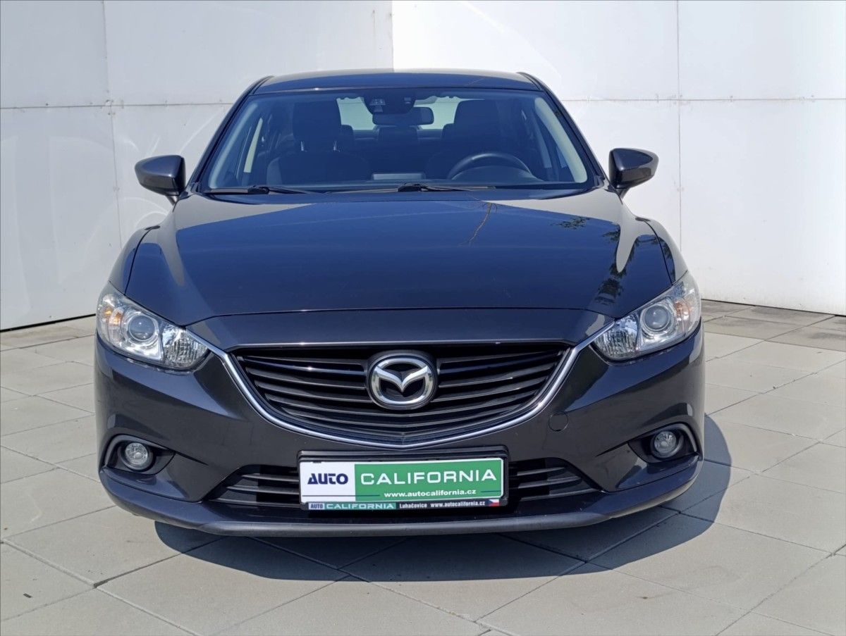 Mazda 6, 2,2 D Aut.klima Navigace Tažné - fotka 3