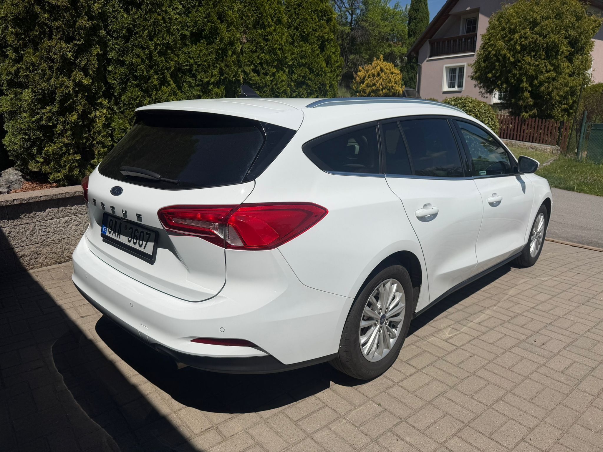 Ford Focus, 1,5-88kw,Titanium,1maj,CZ,DPH - fotka 5