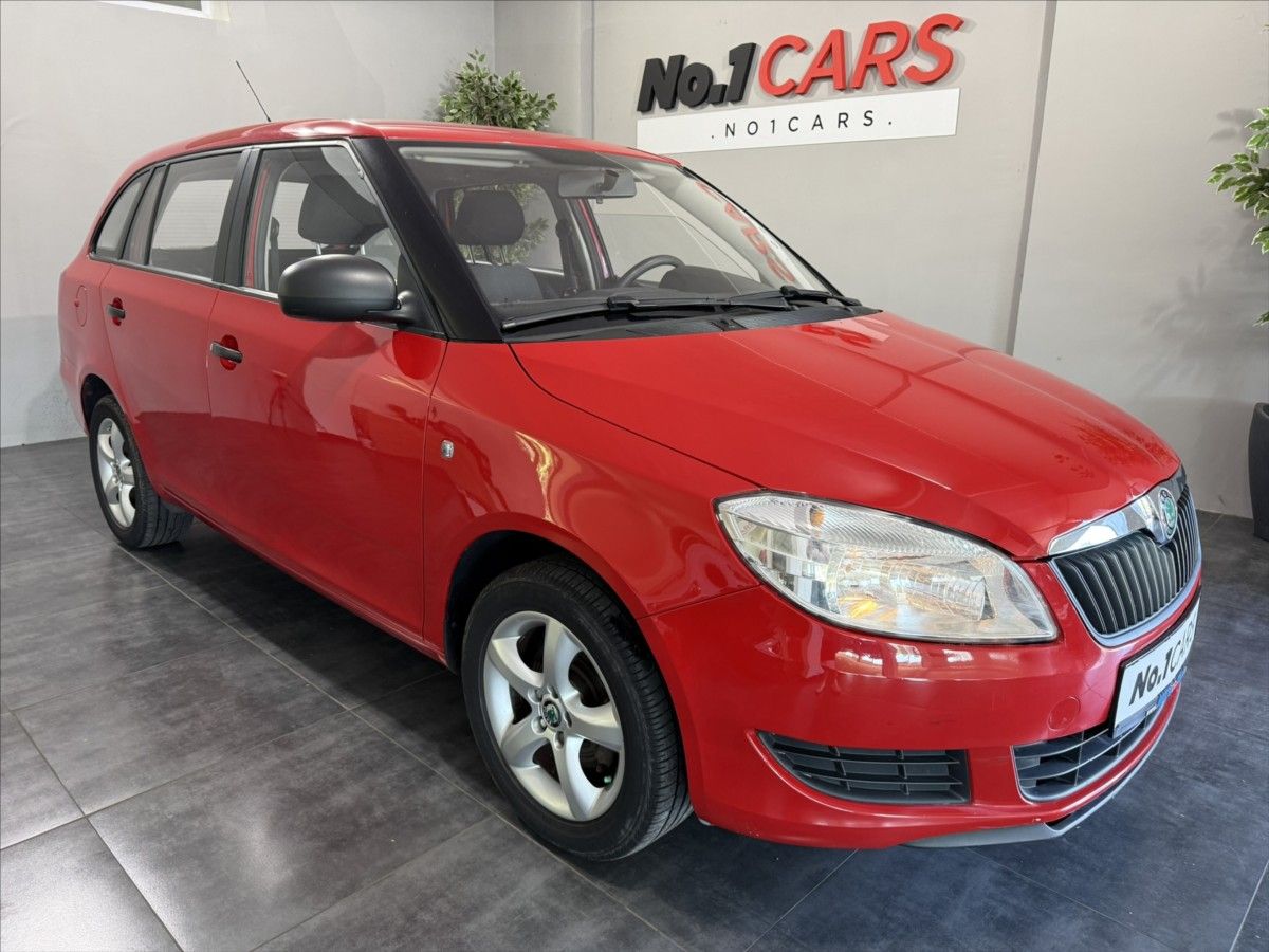 Škoda Fabia, 1,2   i ALU KOLA STK 05/2028 - fotka 2