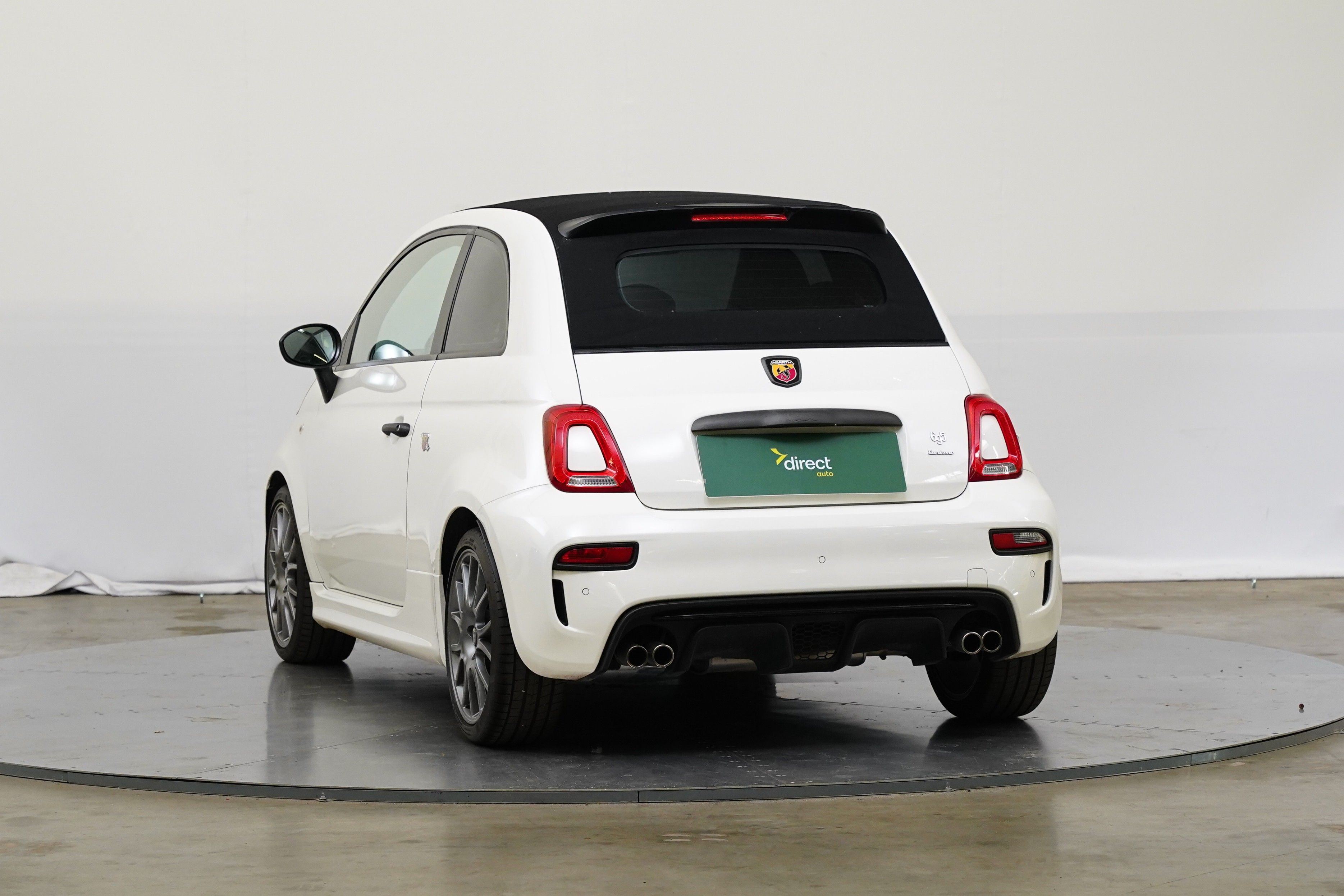 Fiat 500, 1.4 i 132 kW T-Jet - fotka 4