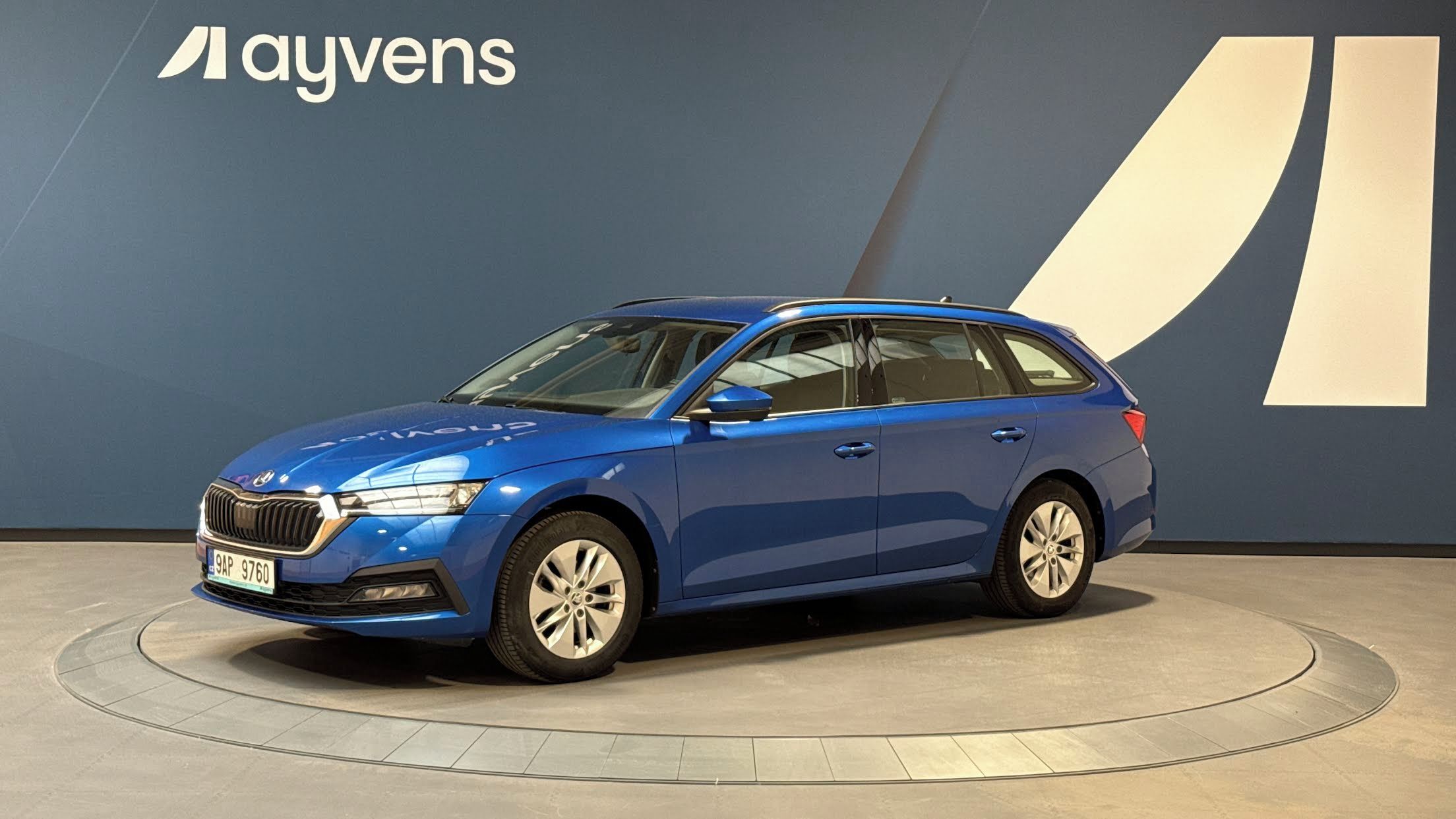 Škoda Octavia, 2.0 TDI 85kW Ambition Combi - fotka 4