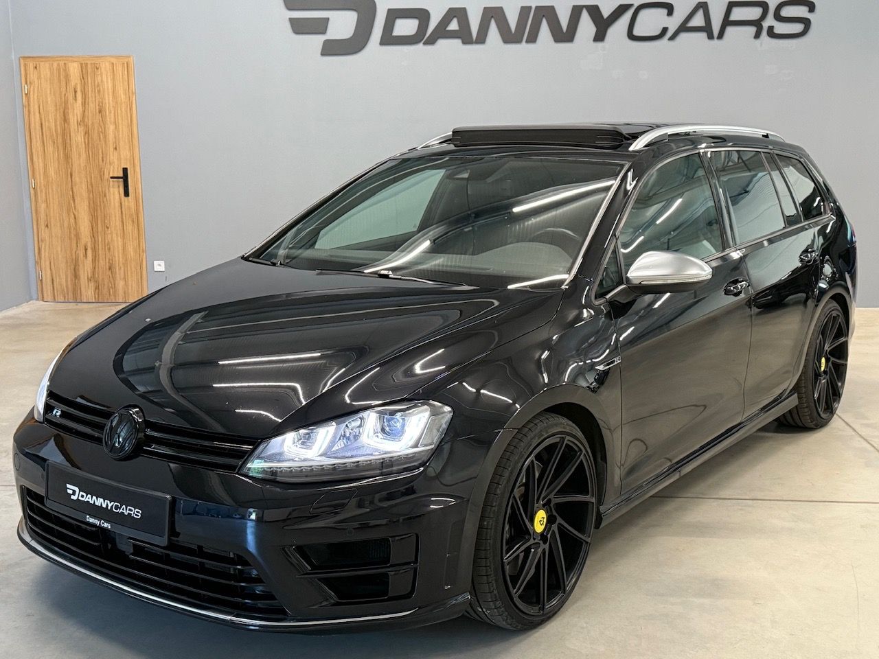 Volkswagen Golf, R 2.0TSI VARIANT 4x4 DSG
