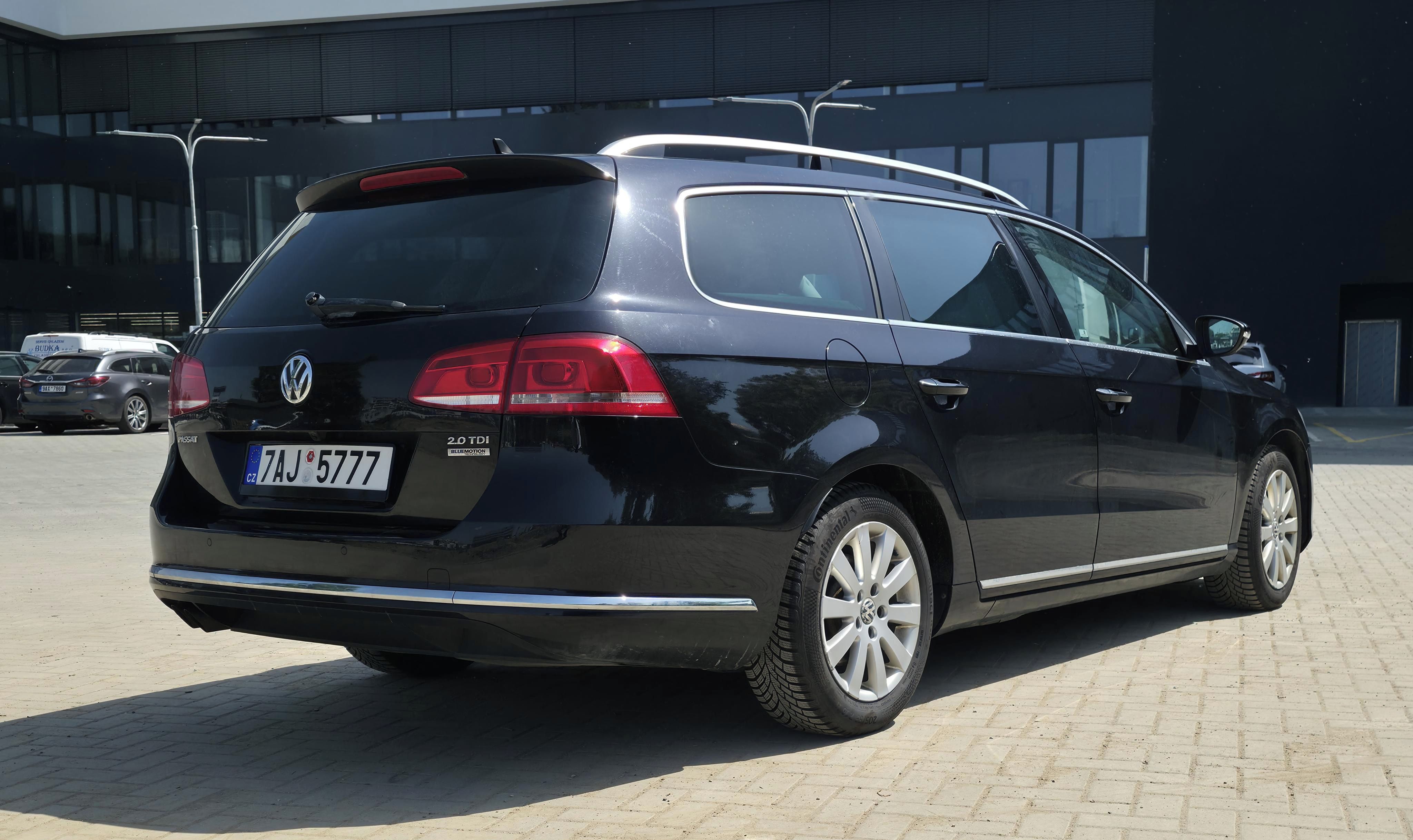 Volkswagen Passat Variant, 2.0TDI, DSG, CZ, Highline - fotka 5