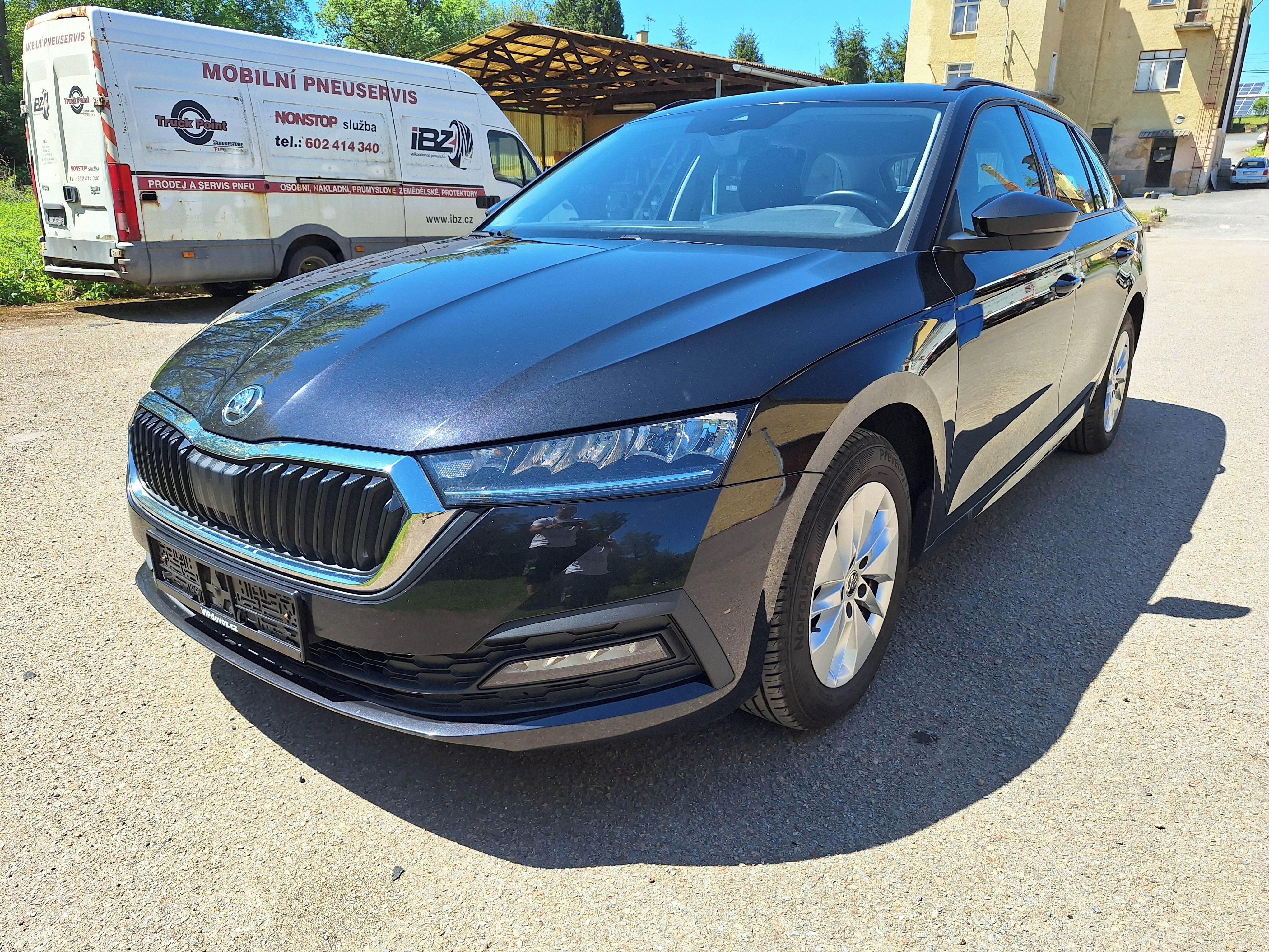 Škoda Octavia, Škoda Octavi 2.0tdi Ambition - fotka 3