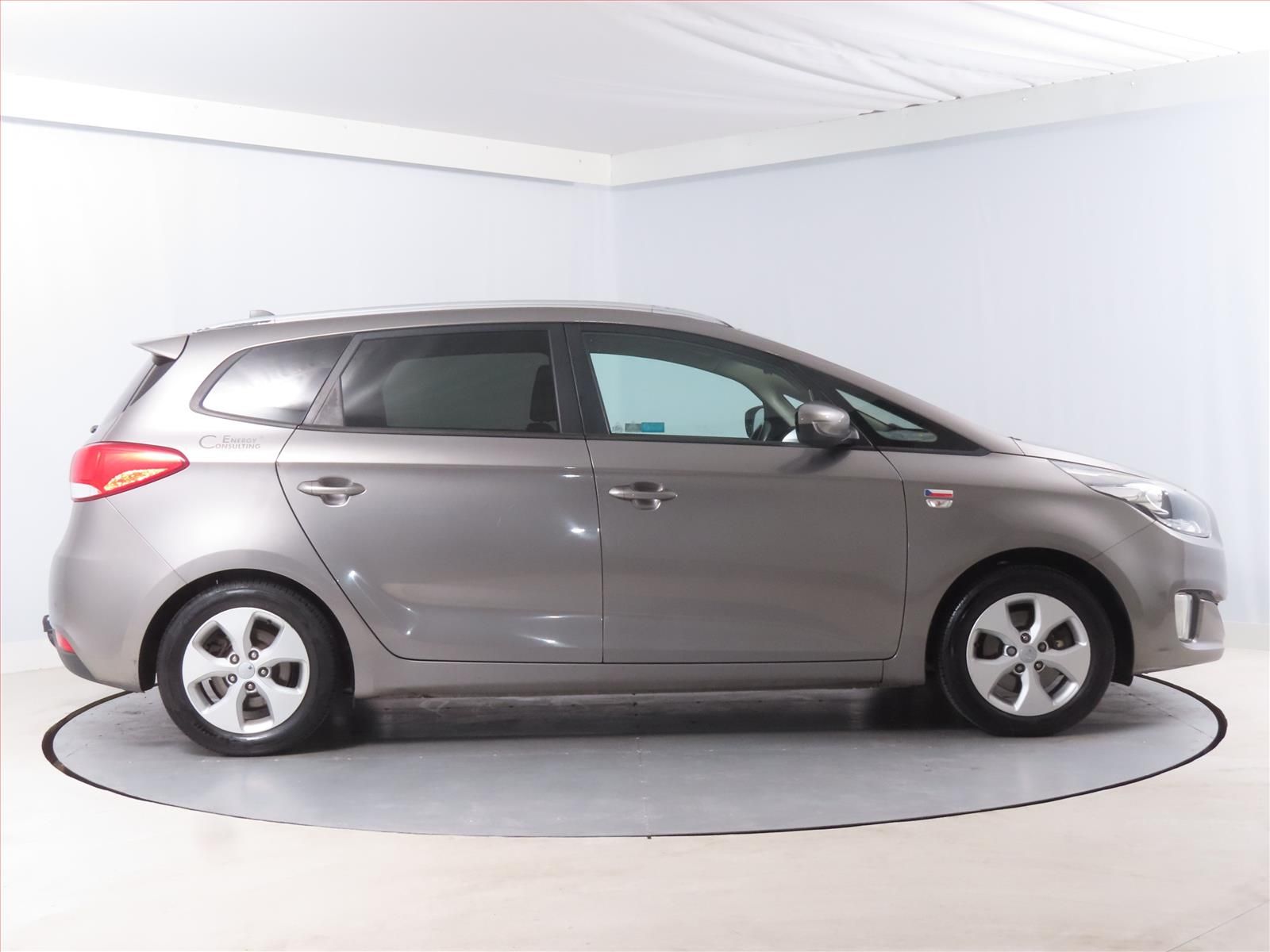 Kia Carens, 1.6 GDI, Automatická klima - fotka 6