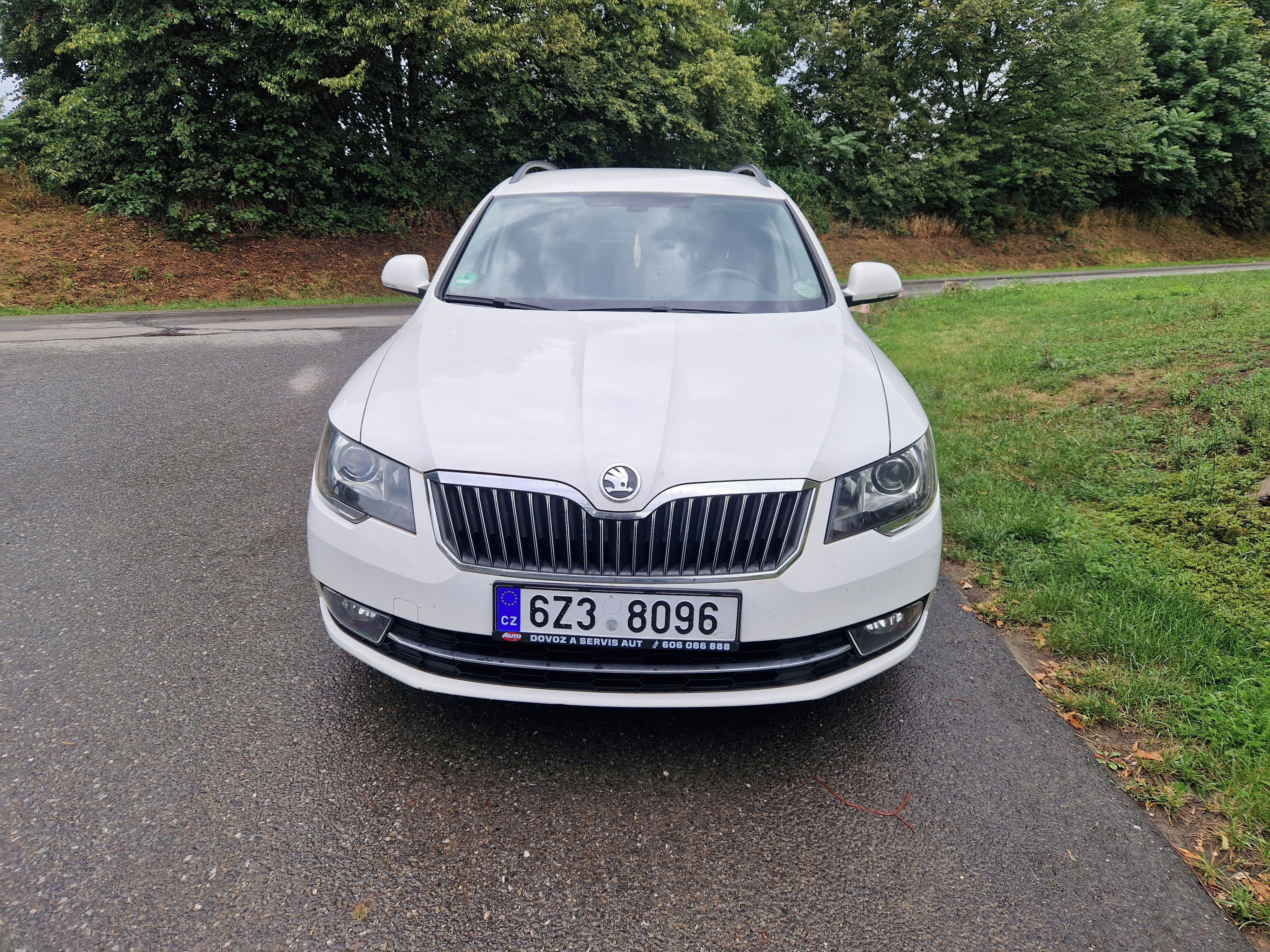 Škoda Superb, Škoda Superb 2 combi 2,0 TDI - fotka 5