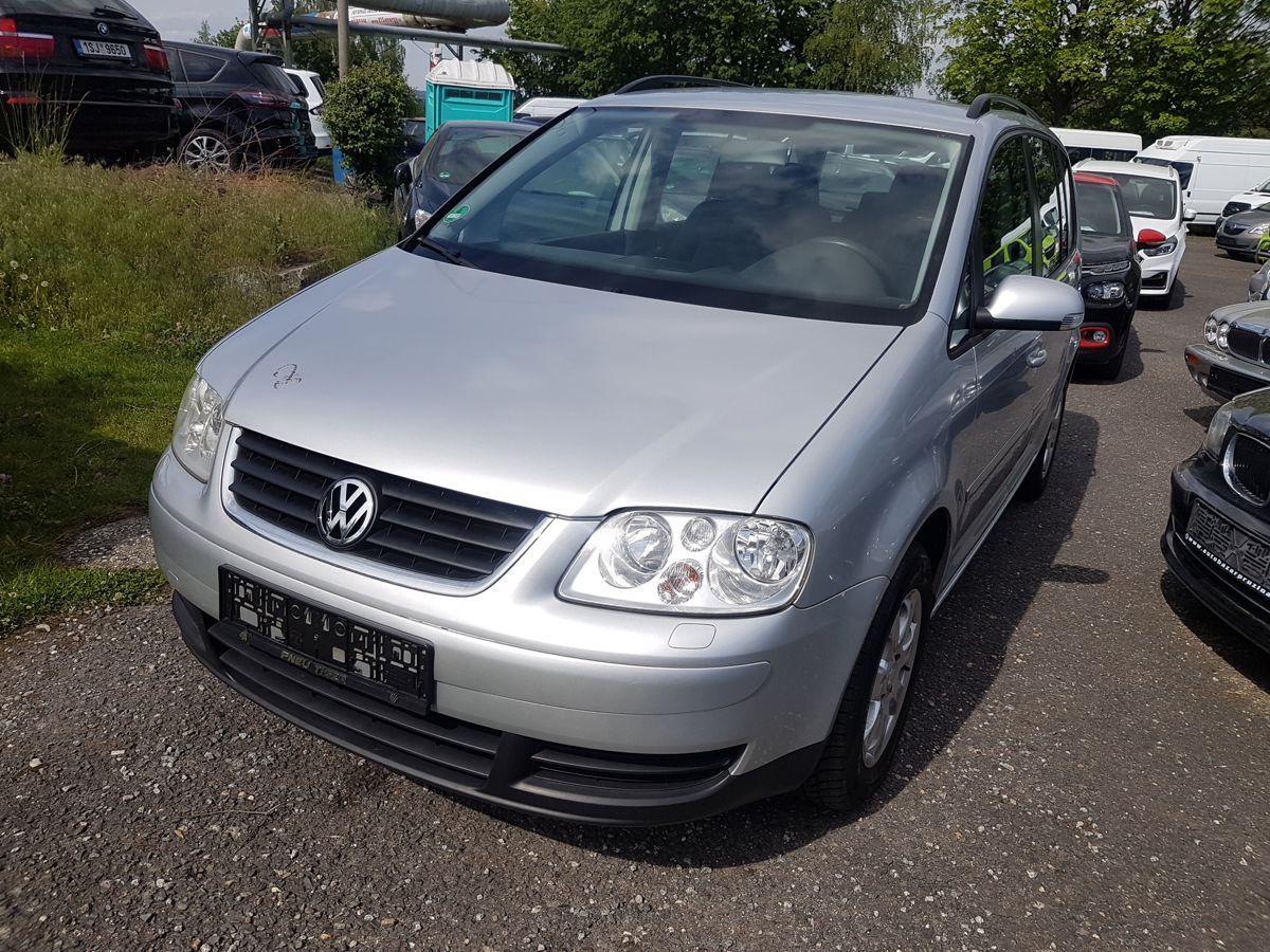 Volkswagen Touran, 1.6FSi 85KW NAVI NOVÁ STK - fotka 3