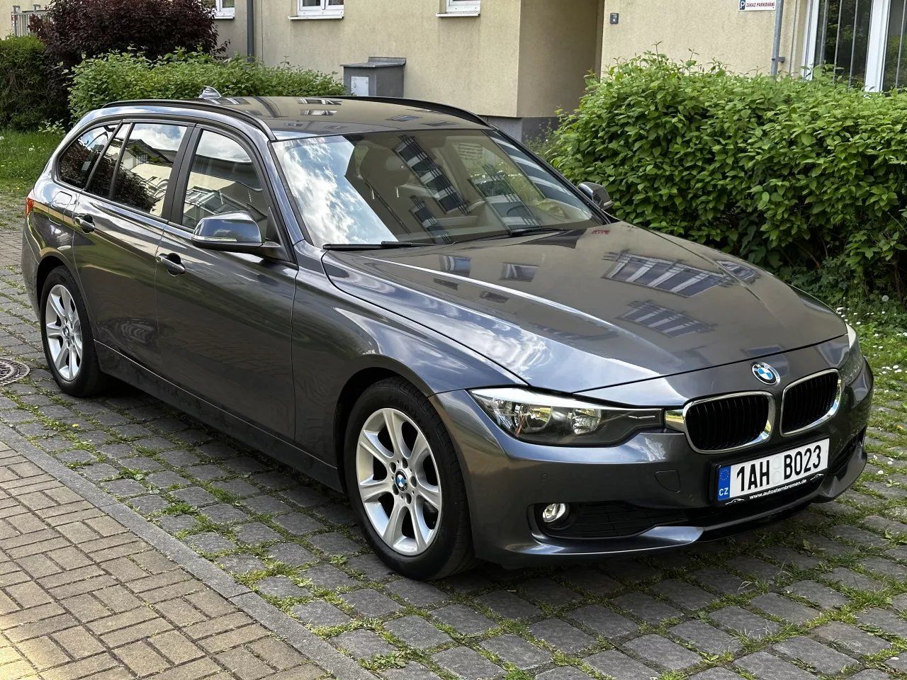 BMW Řada 3, F31 320D Automat Navi El. kufr - fotka 4