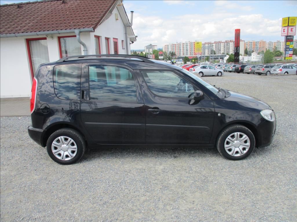 Škoda Roomster, 1,2 Style, aut.klima,serv.kn. - fotka 5