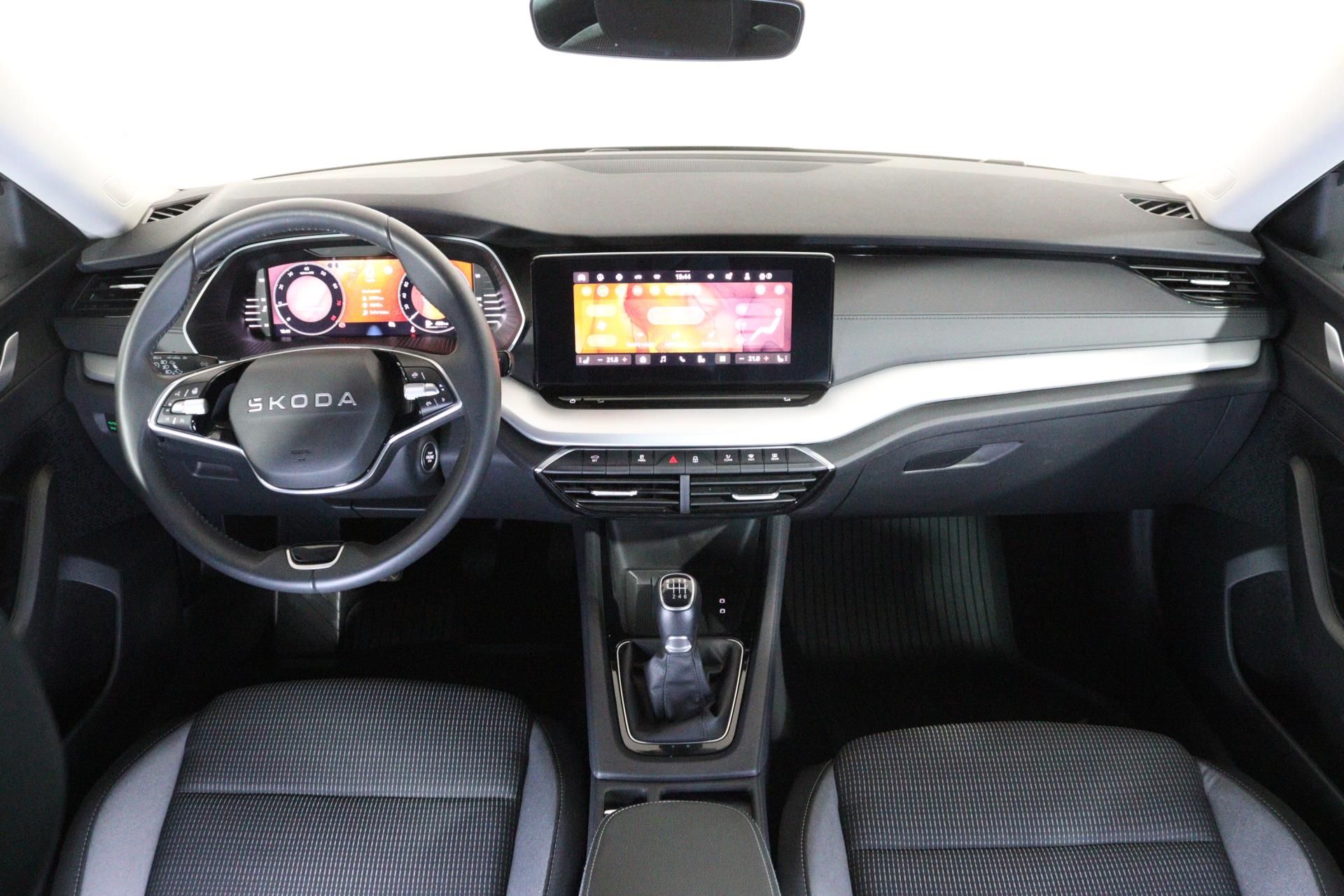 Škoda Octavia, SELECTION 1,5 TSI 85 kW - fotka 5